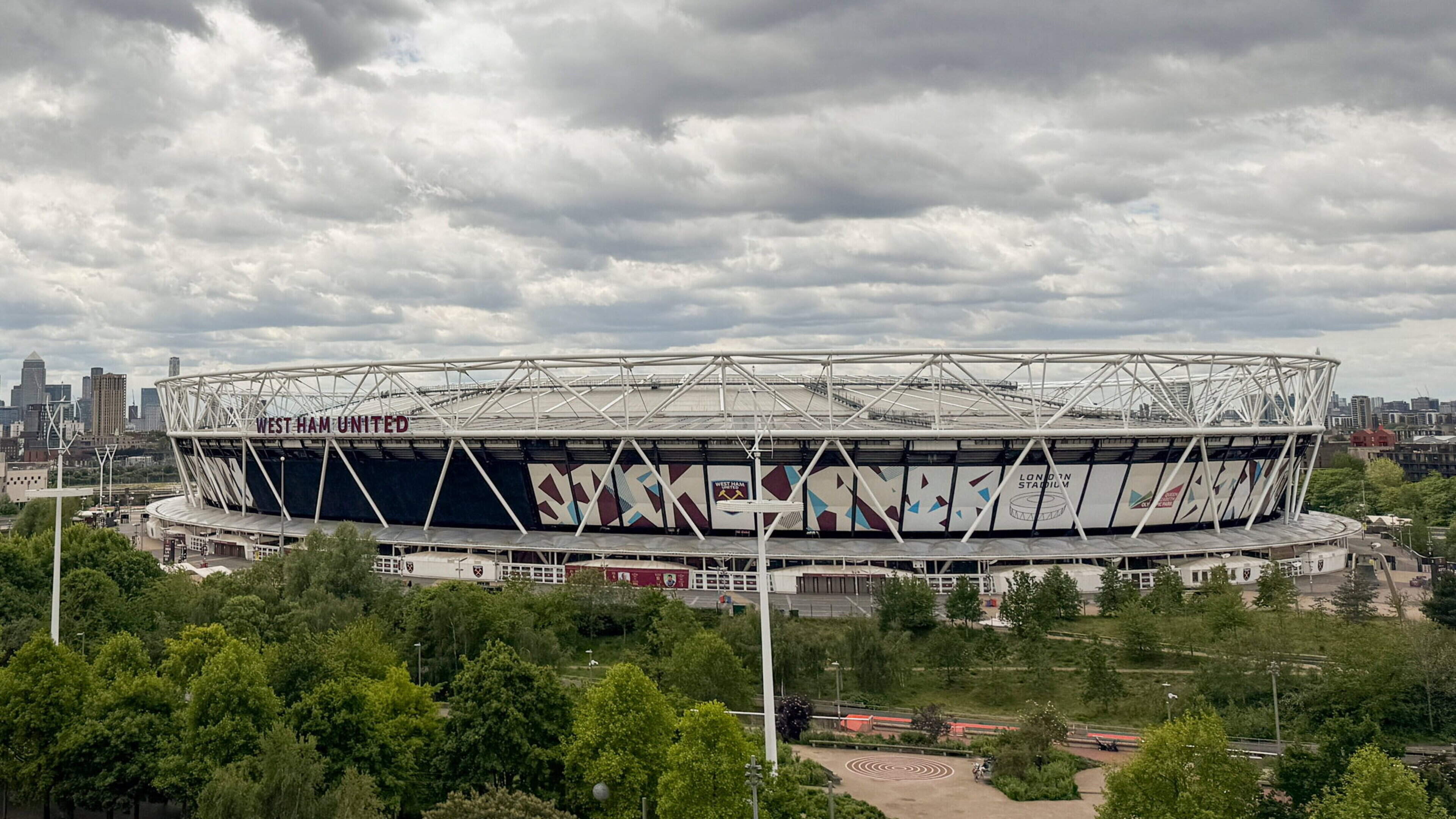 Paul Hayward: Tottenham v West Ham — private opulence, public negligence and the cost of failure in London