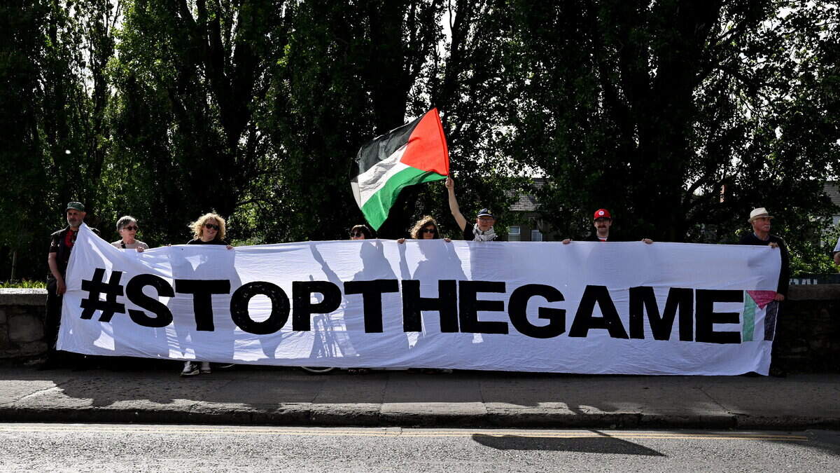 Fans bombard ministers with letters objecting to football matches against Israel