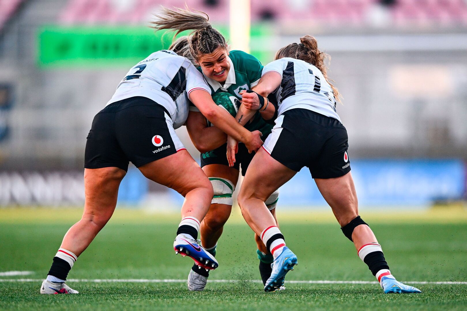Aoife Wafer puts in dominant display as Ireland douse Welsh fire with ...