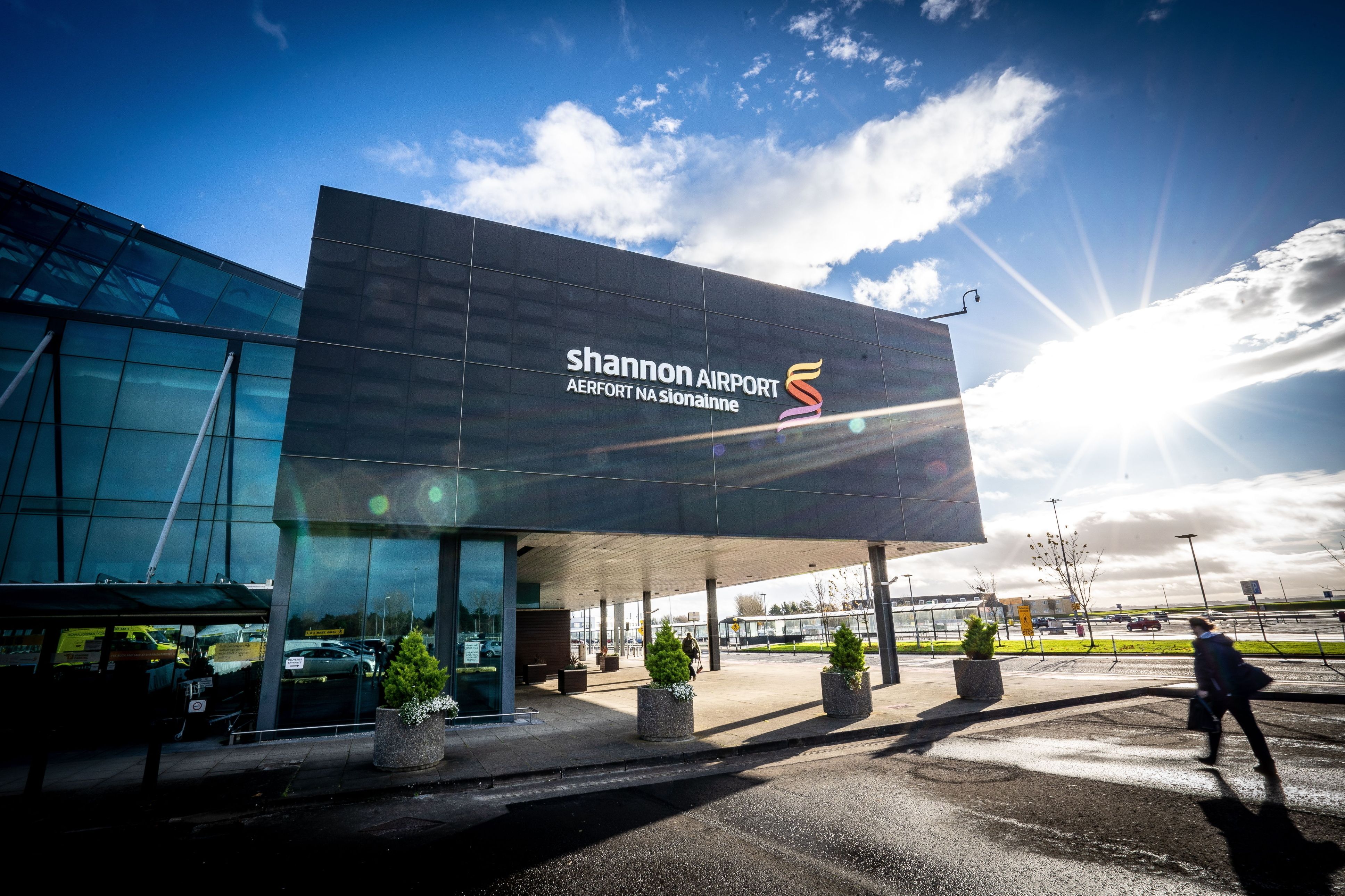 Bomb squad called to Shannon Airport over suspicious package addressed to US Customs