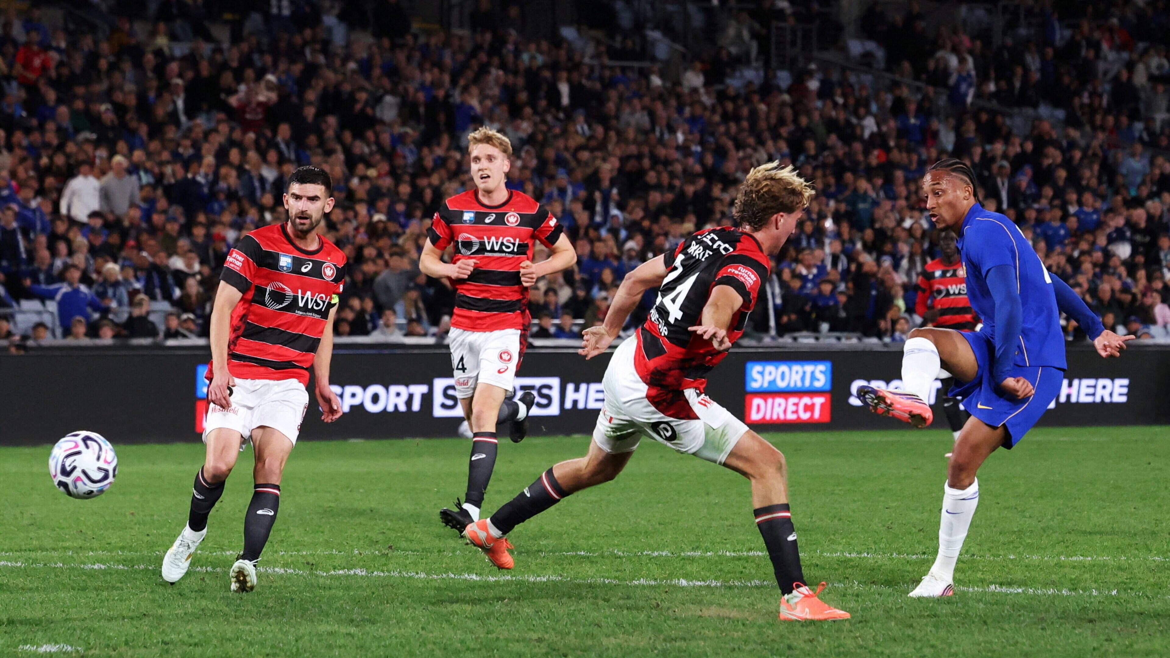 Joao Pedro hits hat-trick in Australia as Chelsea edge 10-goal thriller in first game under Xabi Alonso