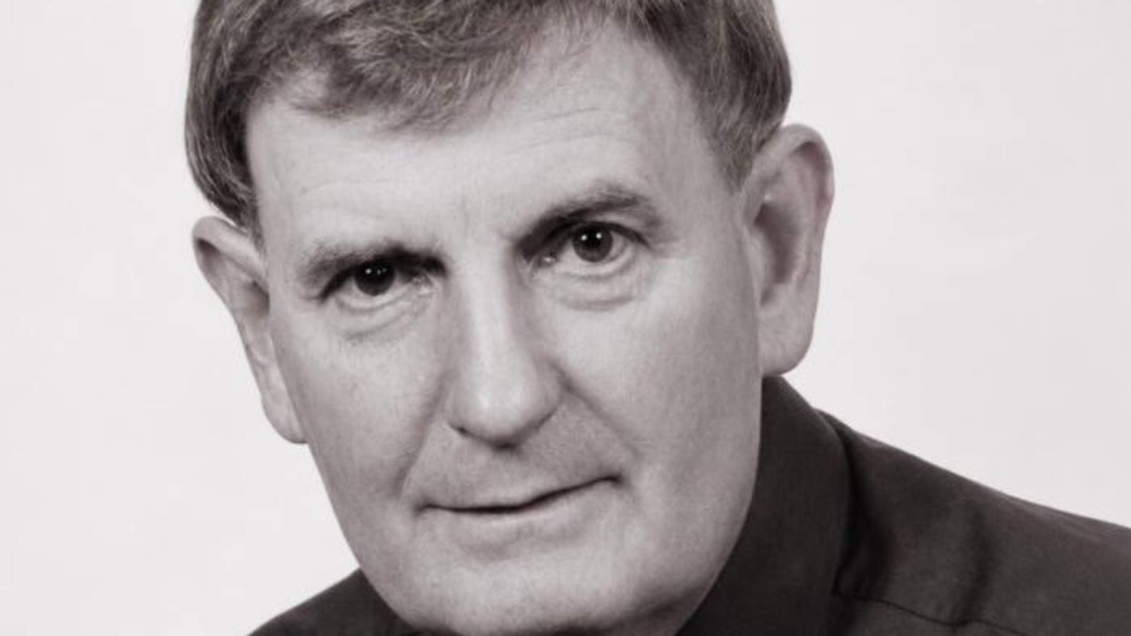 Final journey of former Olympic athletics manager to include two laps of home club’s running track before funeral