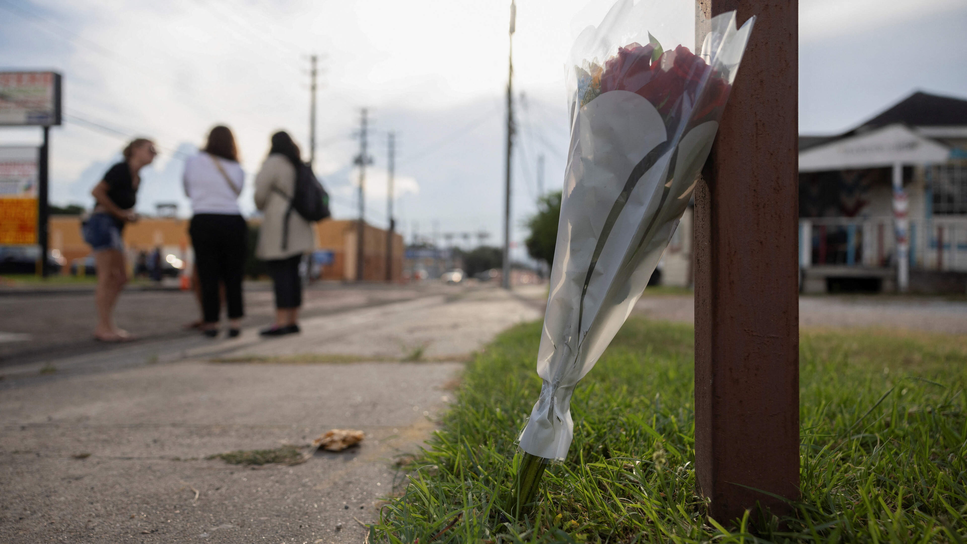ICE officer fatally shoots Mexican man in Houston during traffic stop