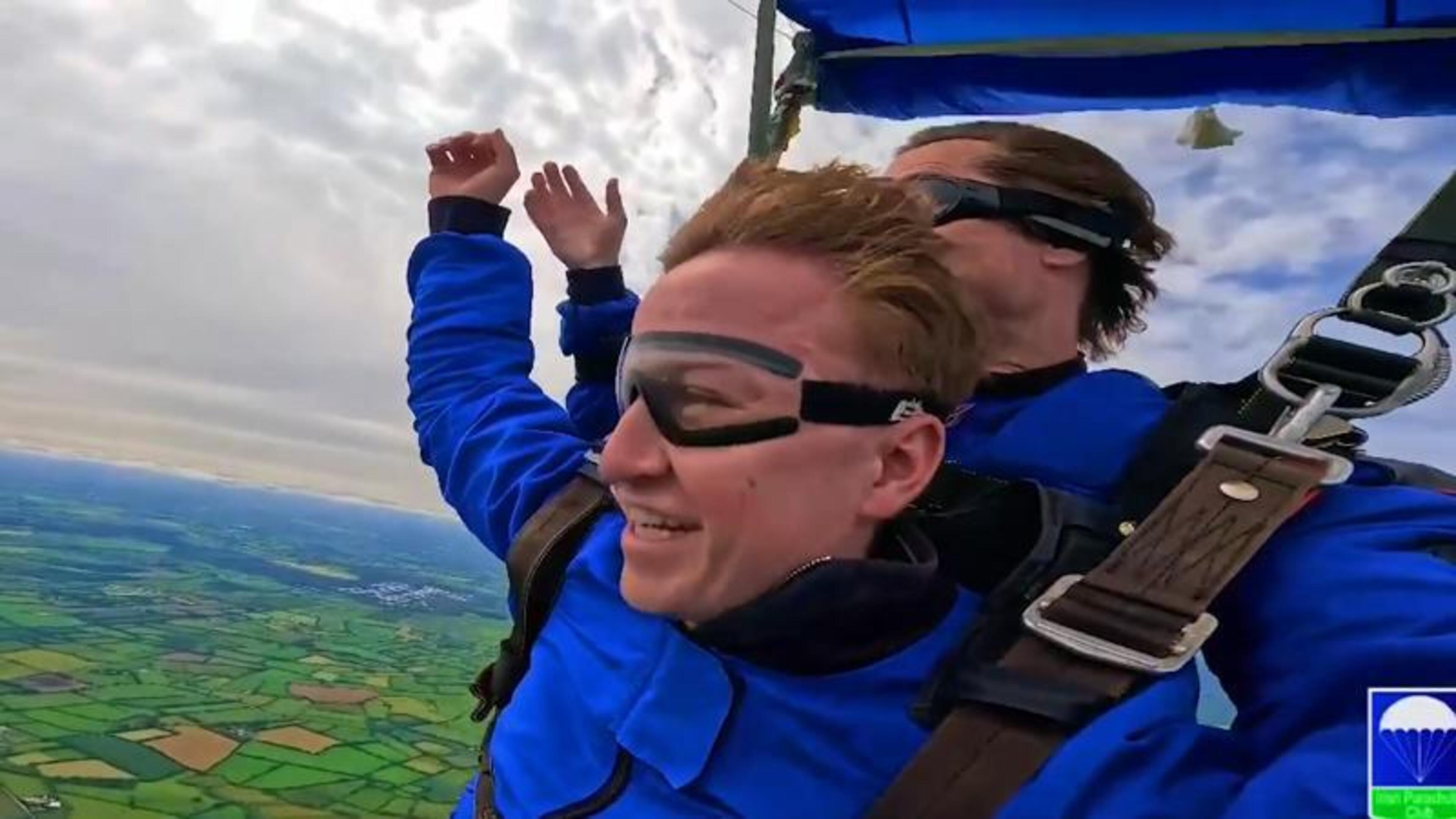 Wexford son’s 10,000ft charity skydive honours late father who died in tragic mountain bike accident — ‘Dad loved thrills’