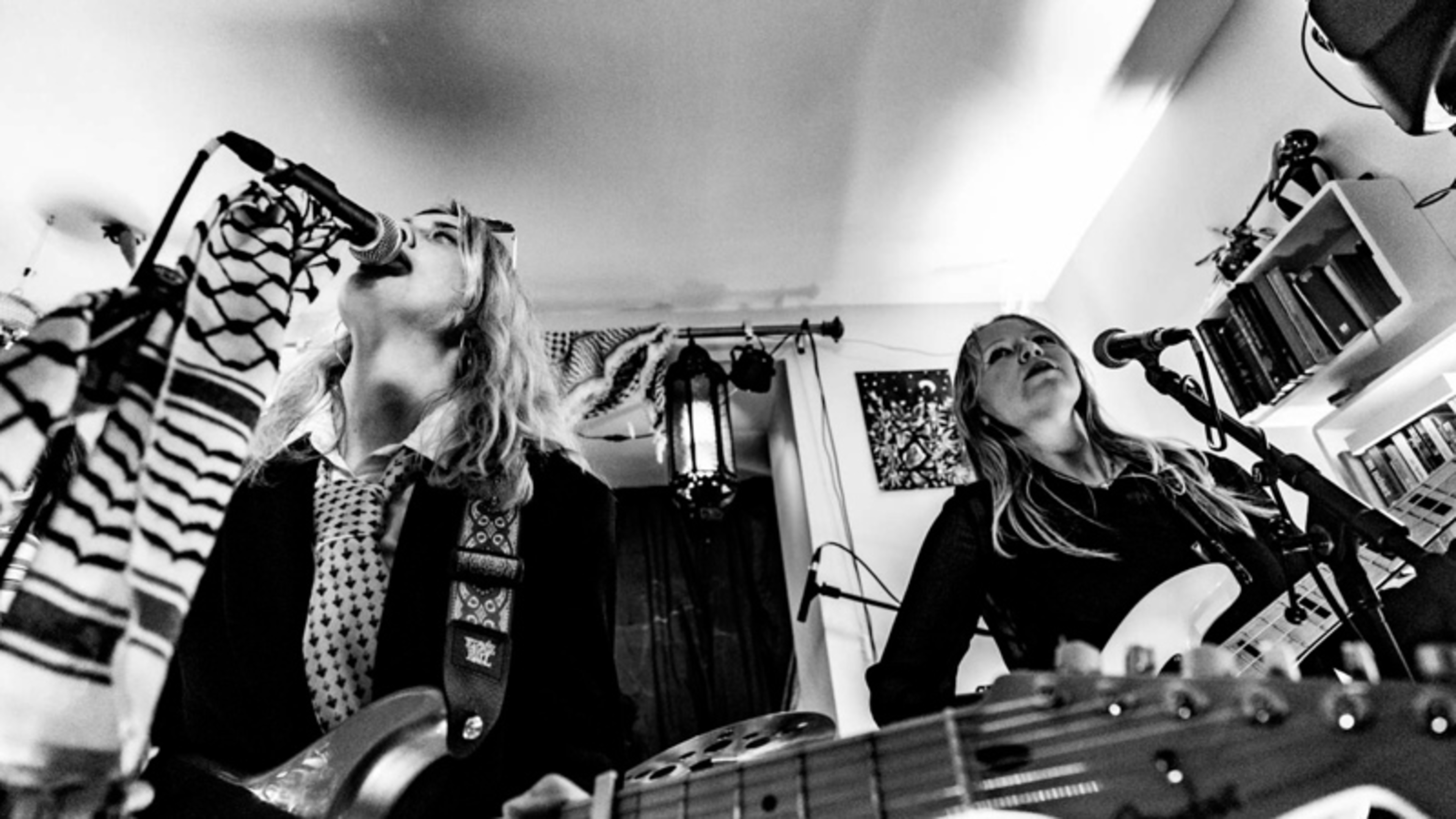 Gig in a Gaff: Donegal pub band bringing mini-concerts to kitchens and living rooms across Ireland