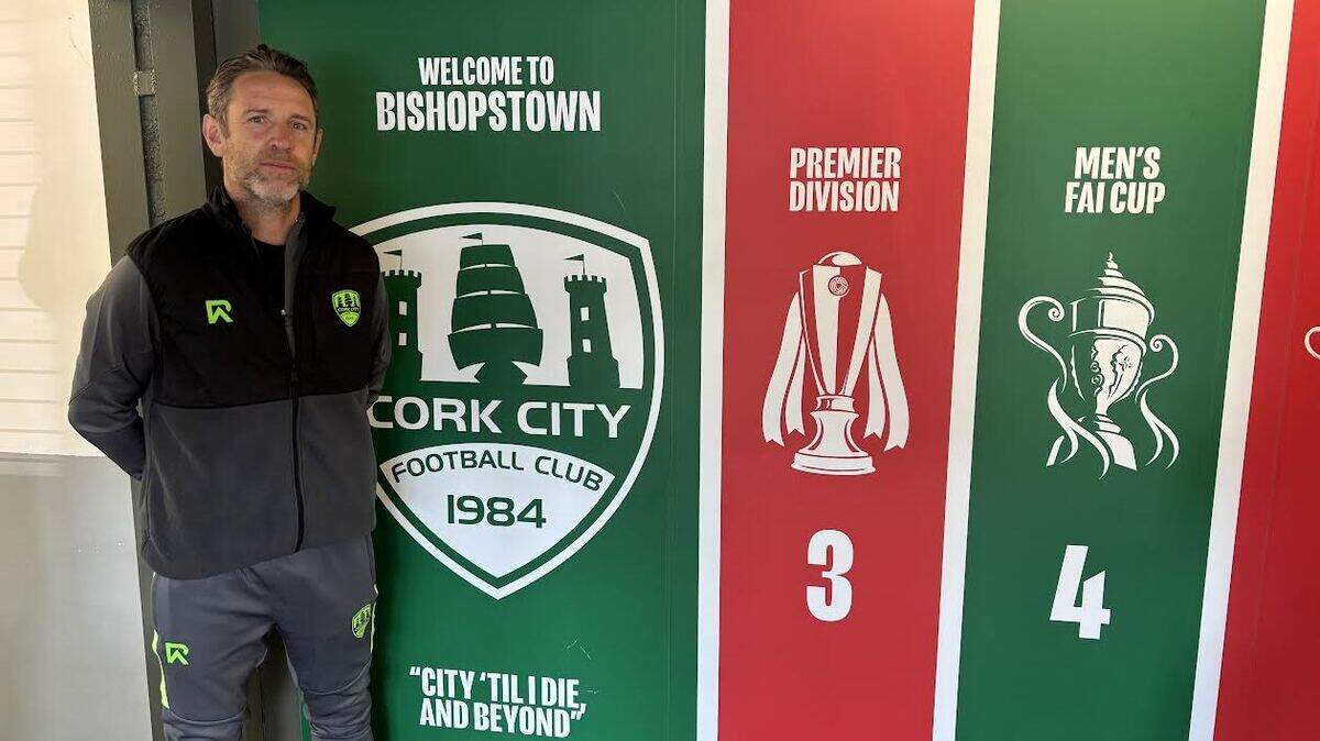 ‘If that own goal had been on social media, it would have destroyed me at 19' — Alan Bennett embracing role with next generation