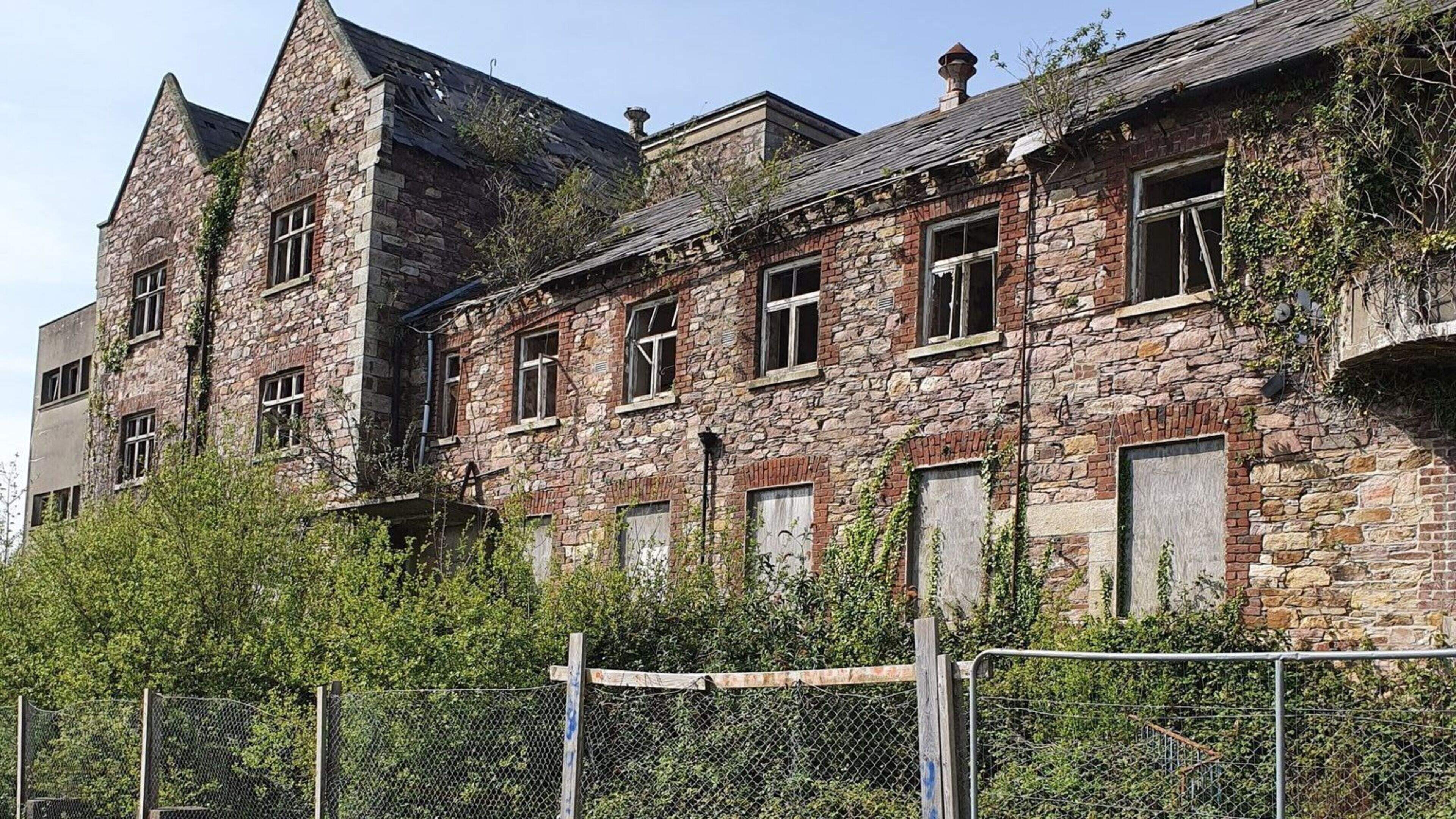 HSE back to ‘evaluating options’ as Wexford County Council prepares to impose levies on crumbling old hospital