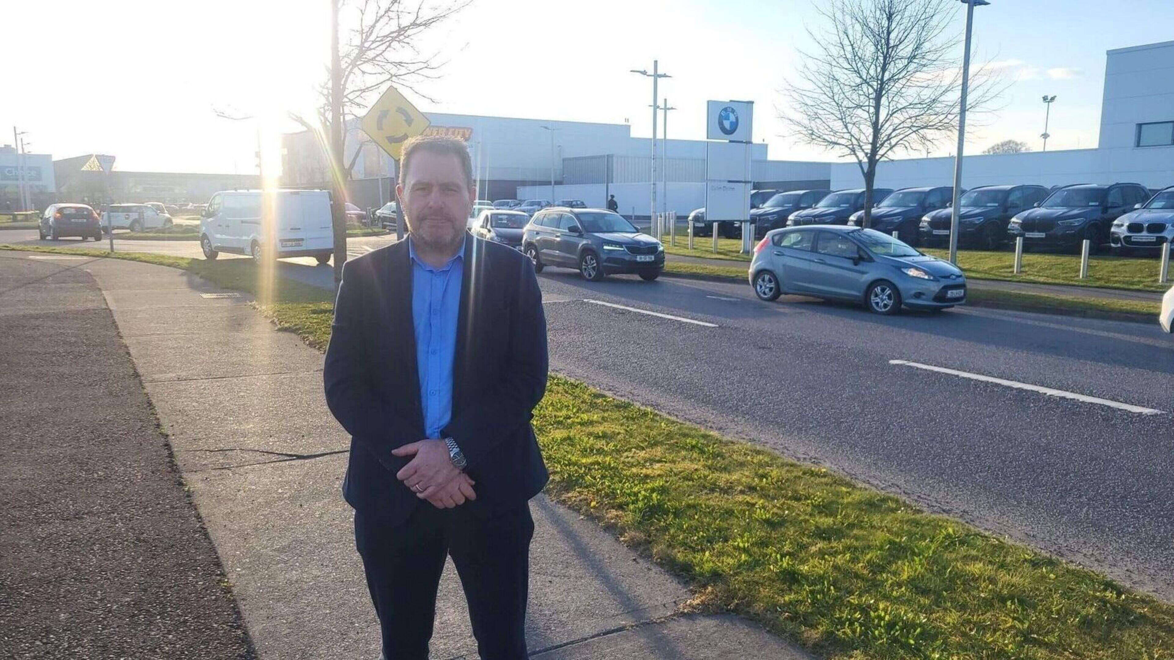 Delays at M1 Retail Park in Louth ‘going from bad to worse’ as shoppers wait over an hour to exit