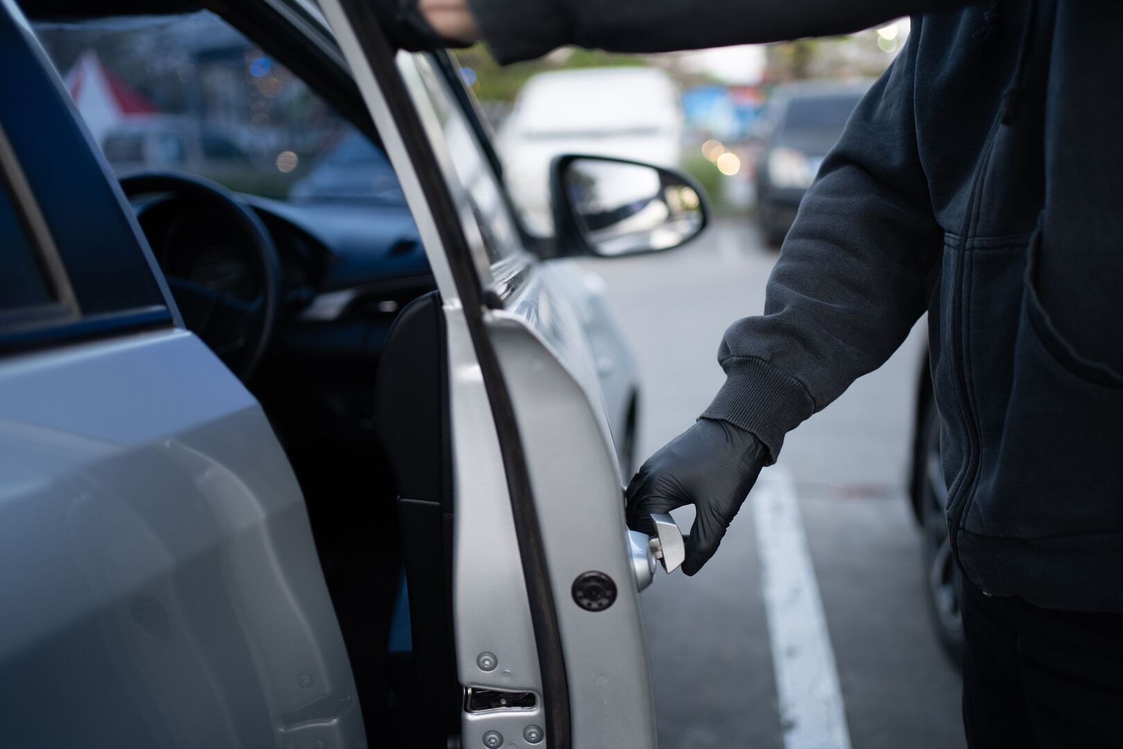 Wexford gardaí urge vigilance following spate of vehicle break-ins