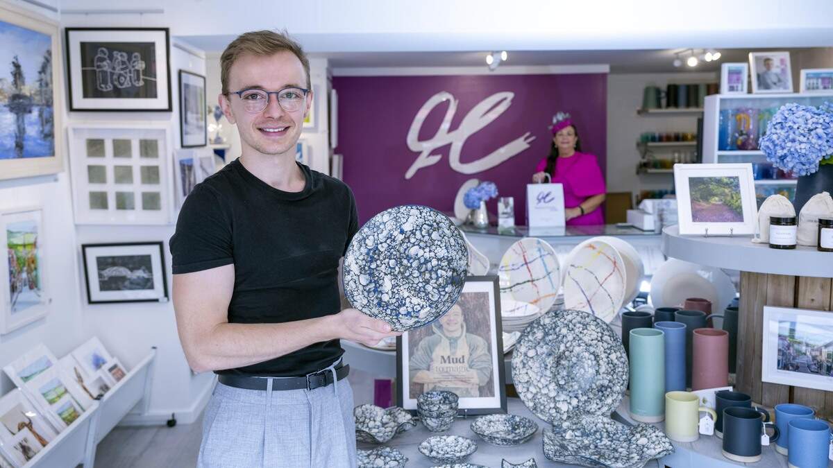 ‘I turned down college offer and took a year out to figure out what I wanted to do’ – successful artist on his Leaving Cert results