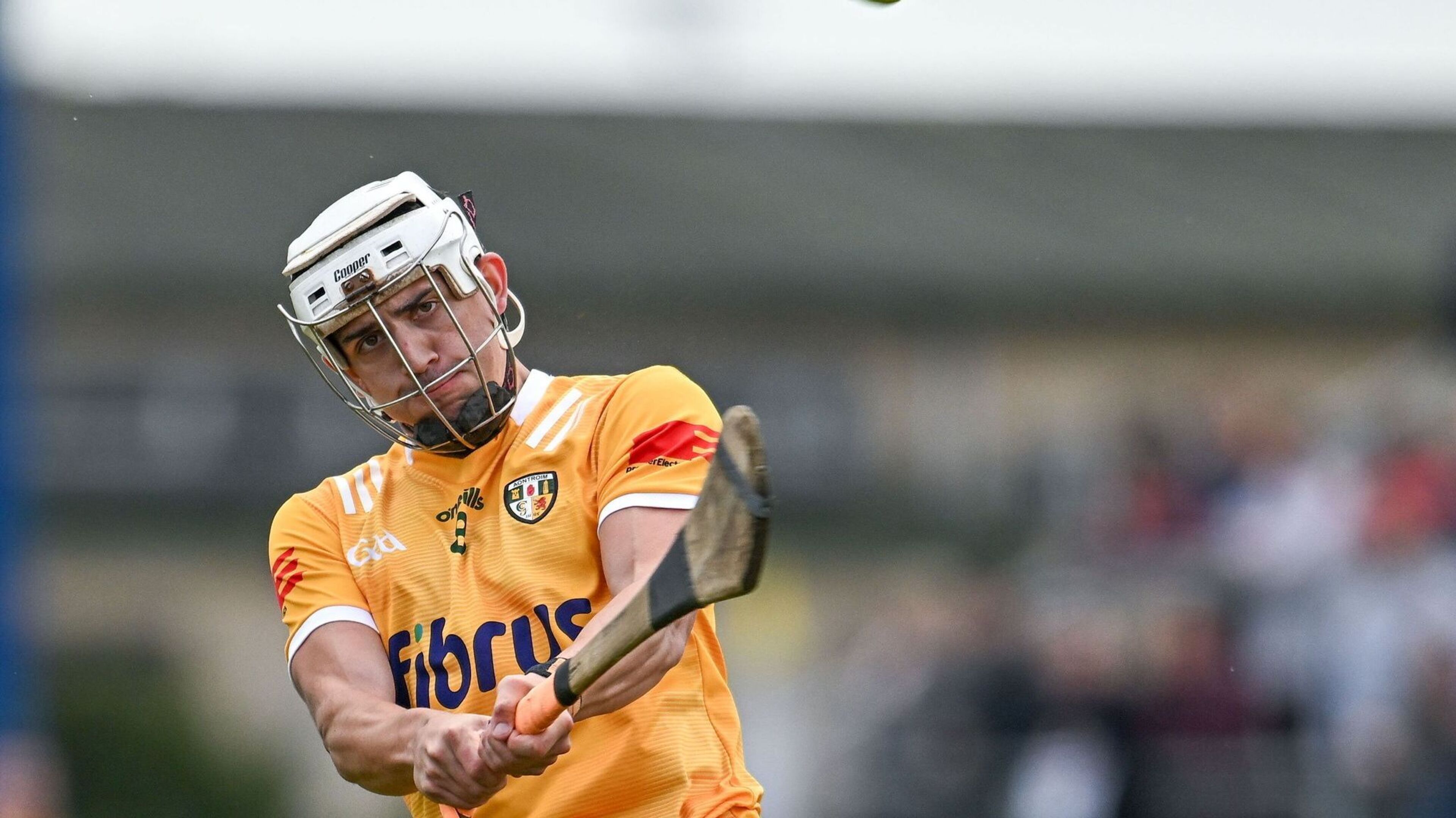 Antrim hold off London fightback to claim victory after turbulent time off the pitch