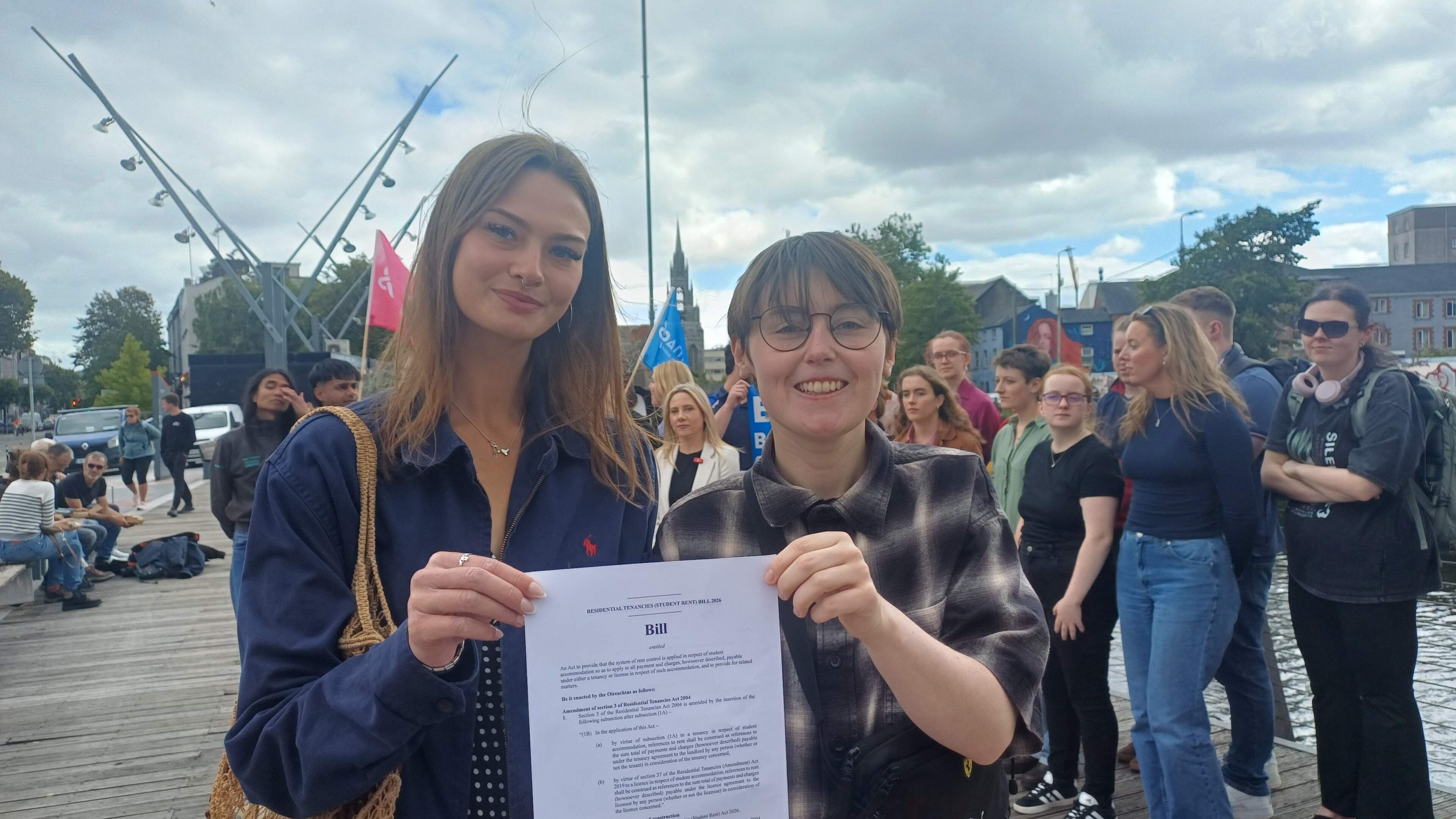 Students in Cork already crippled by cost of living slam ‘secret charges’ jacking up their rents