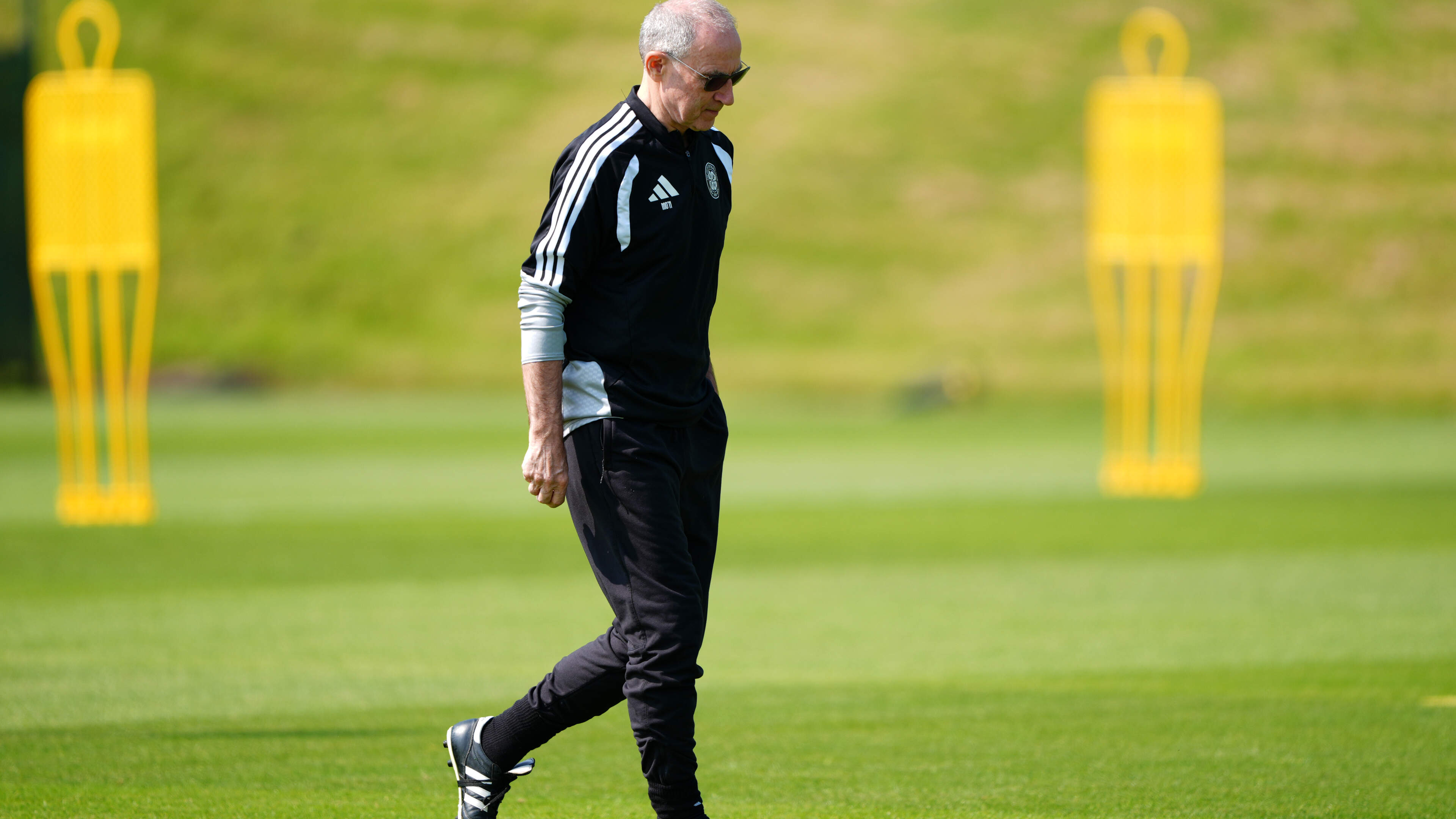 Trouble in Paradise as Martin O'Neill and Celtic trace familiar steps in bid to retain their title
