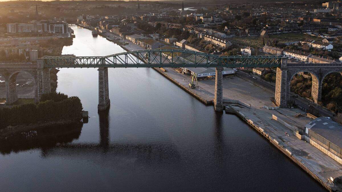 Body of man recovered from River Boyne after being spotted near Obelisk Bridge