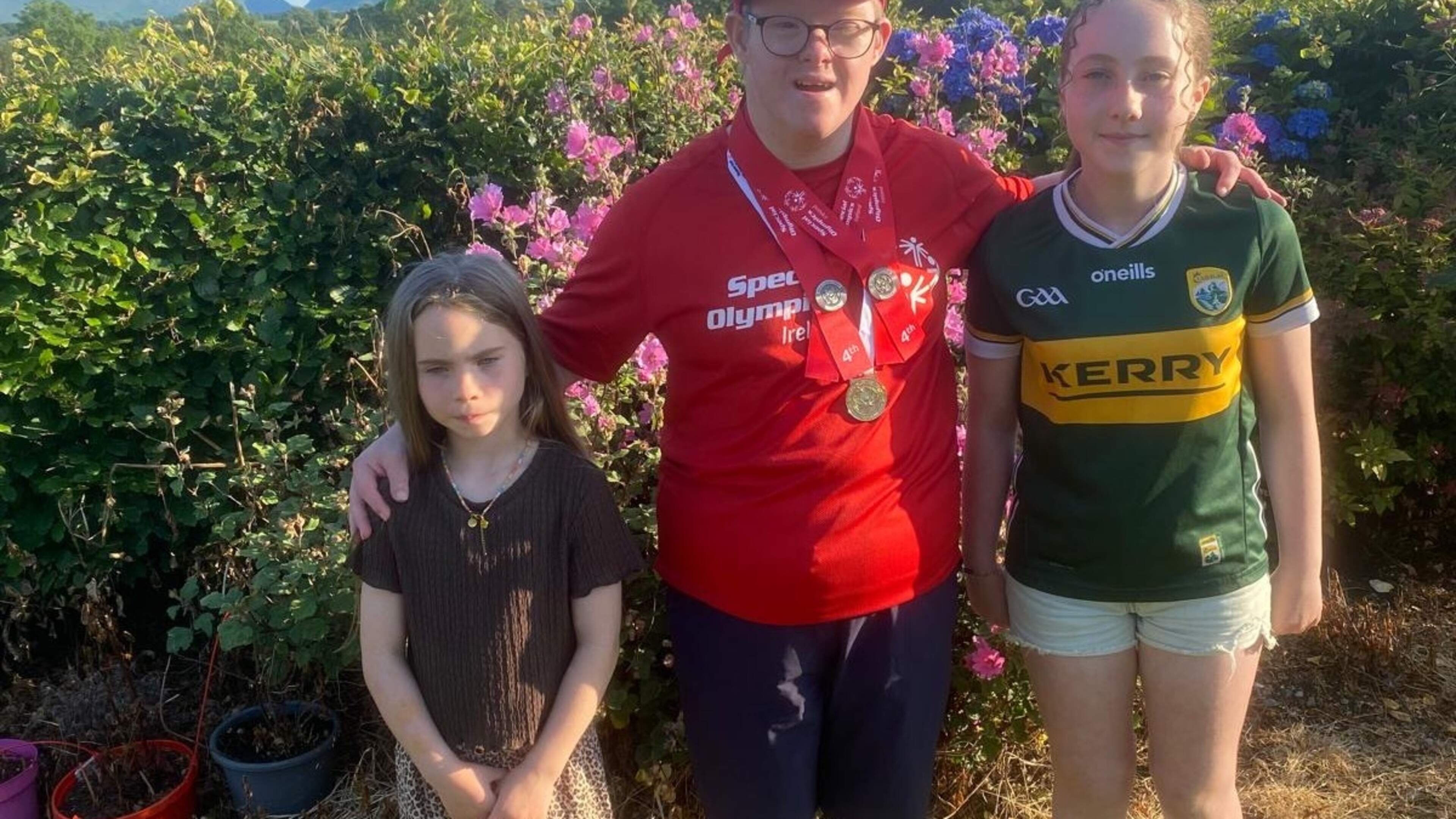 Kerry sisters to chop off hair to support kidney association in honour of local transplant athlete