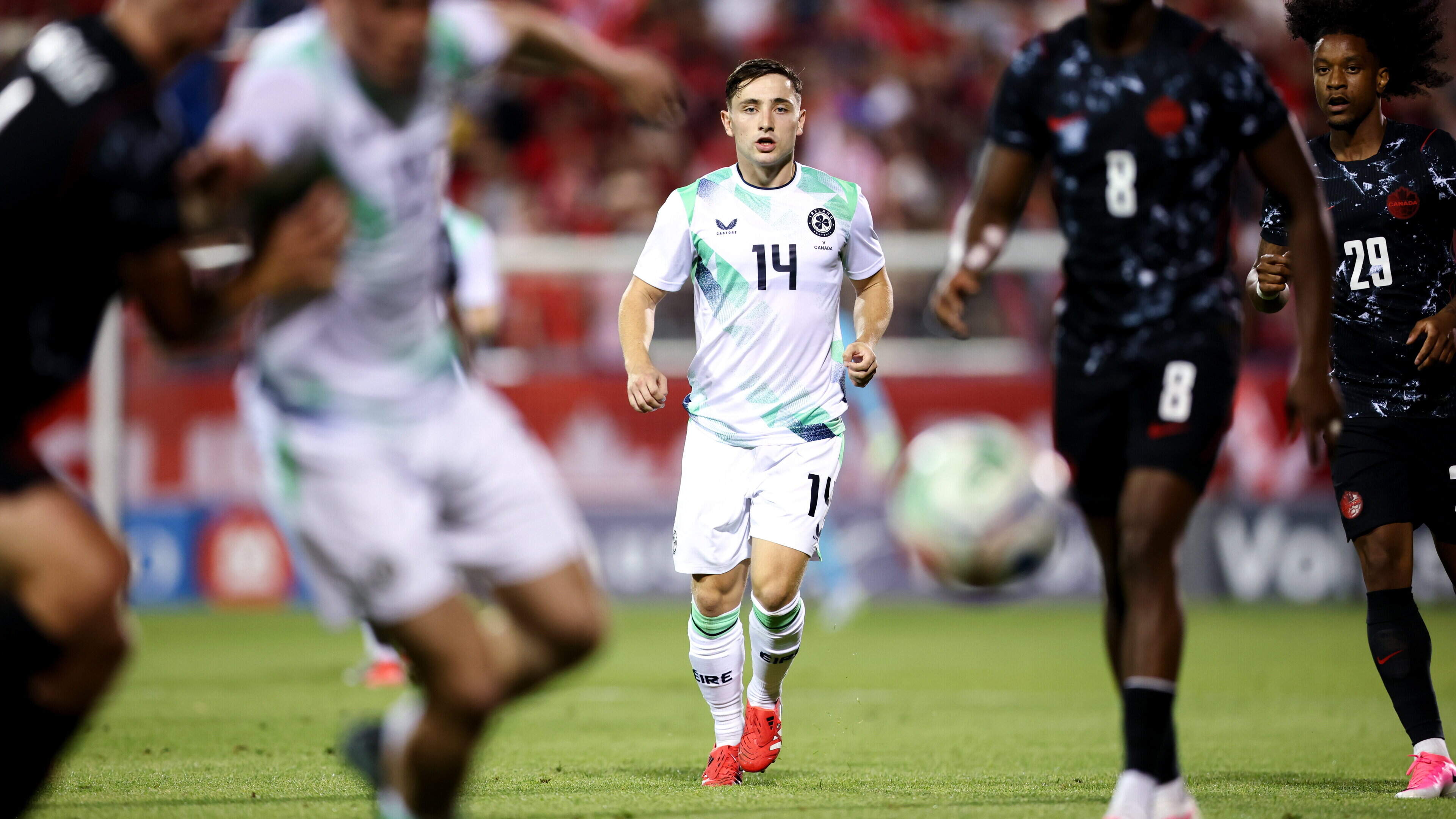 Motherwell sign Ireland midfielder Joe Hodge from  Portuguese side Tondela