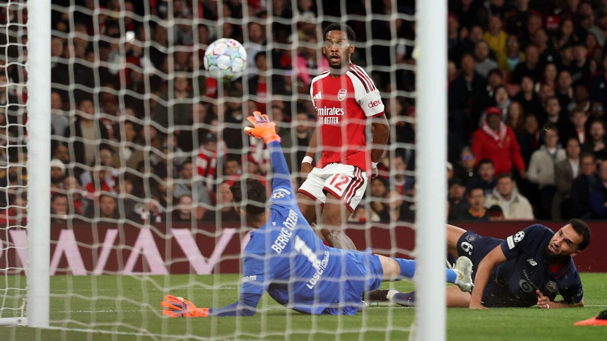 Three goals in seven minutes put Arsenal in cruise control against Lille