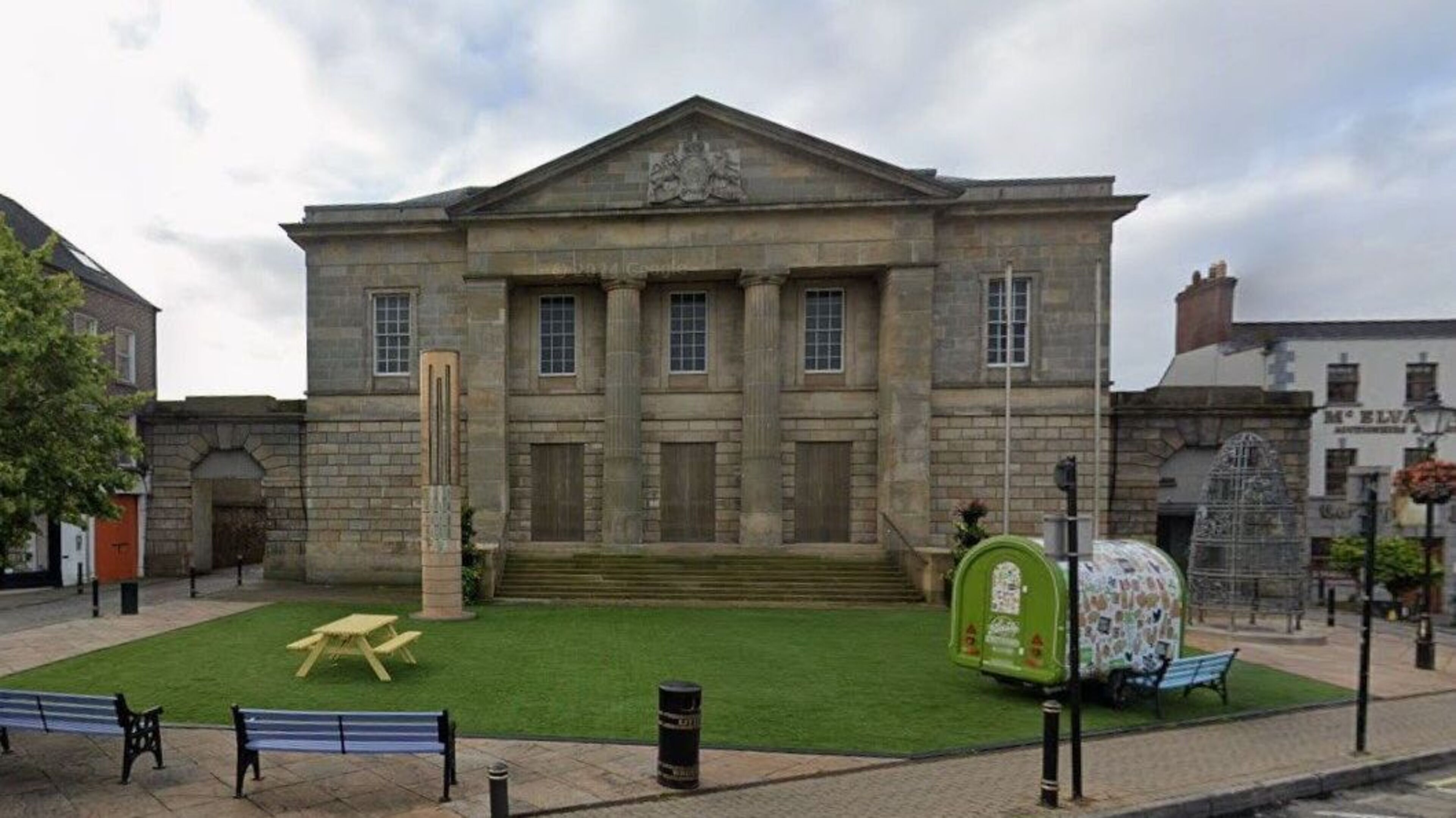 ‘He squeezed until I couldn’t breathe’ – Builder who strangled mother of his children is jailed