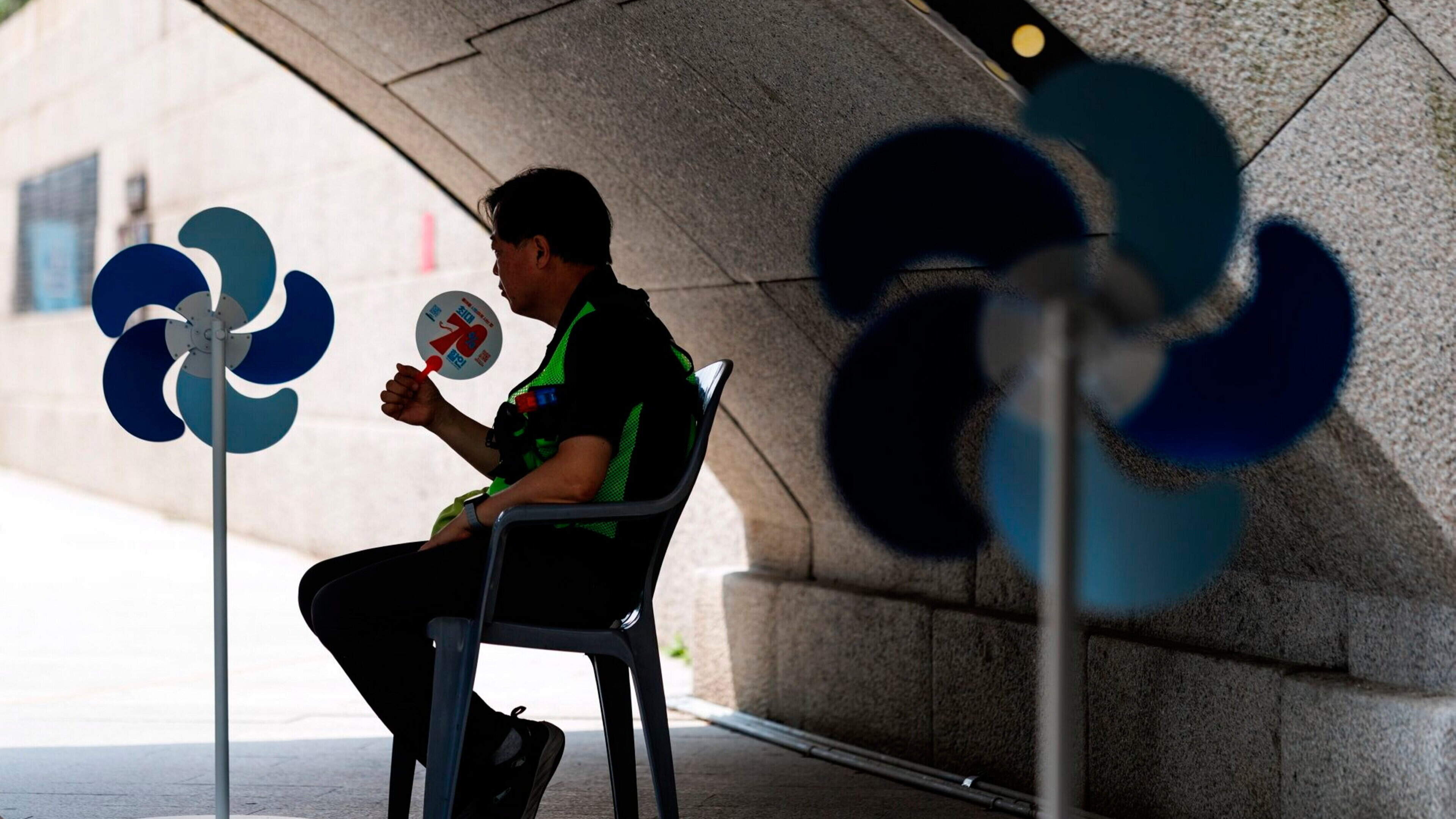 At least 16 dead as Seoul issues its first severe heat warning in its history