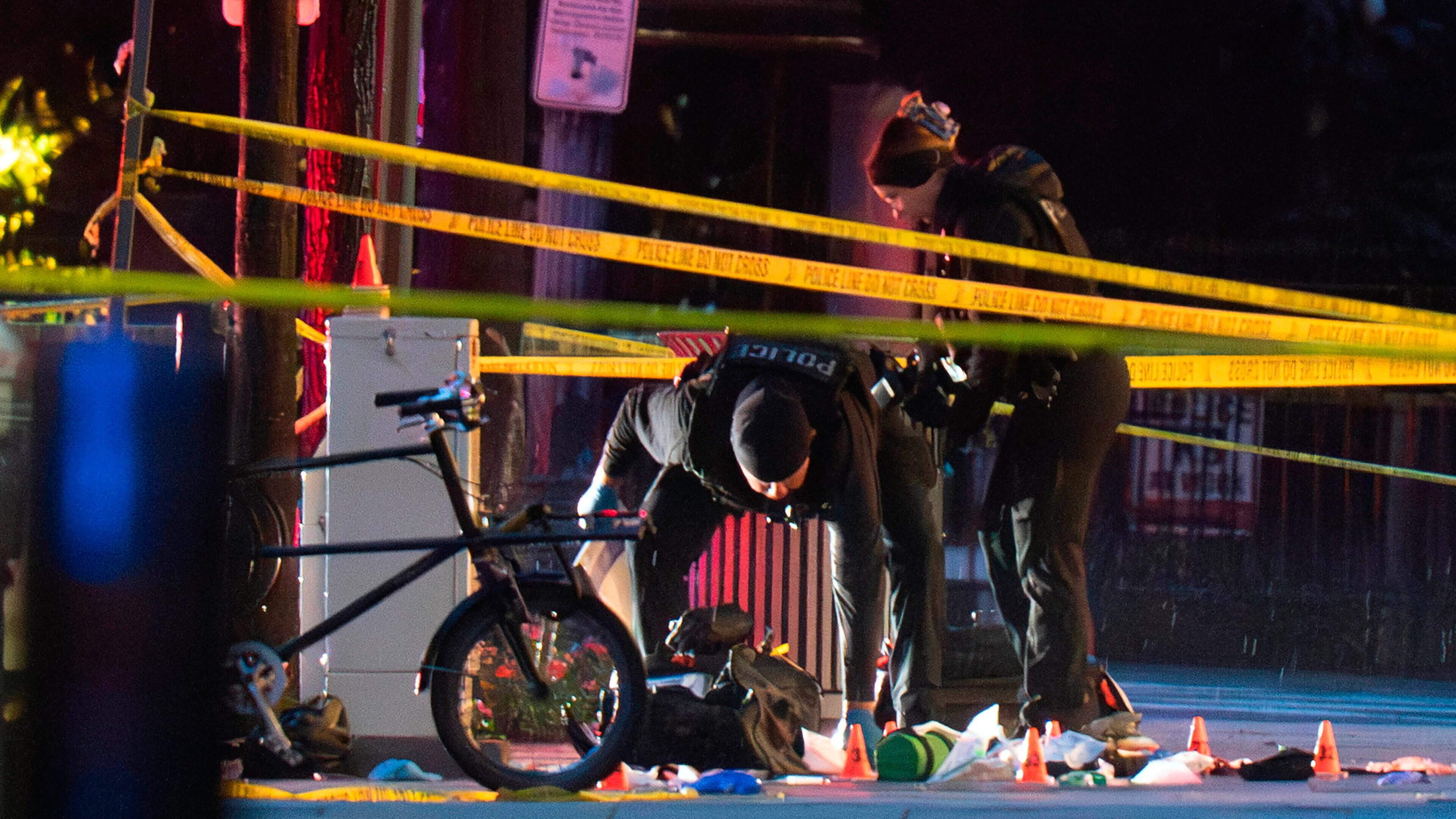Gunman killed after opening fire at White House checkpoint had ‘mental health issues’