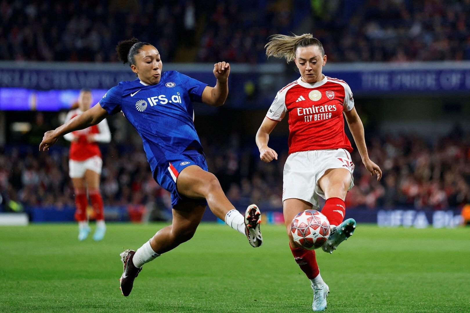 Katie McCabe defends hair-pull incident as Chelsea’s Sonia Bompastor ...