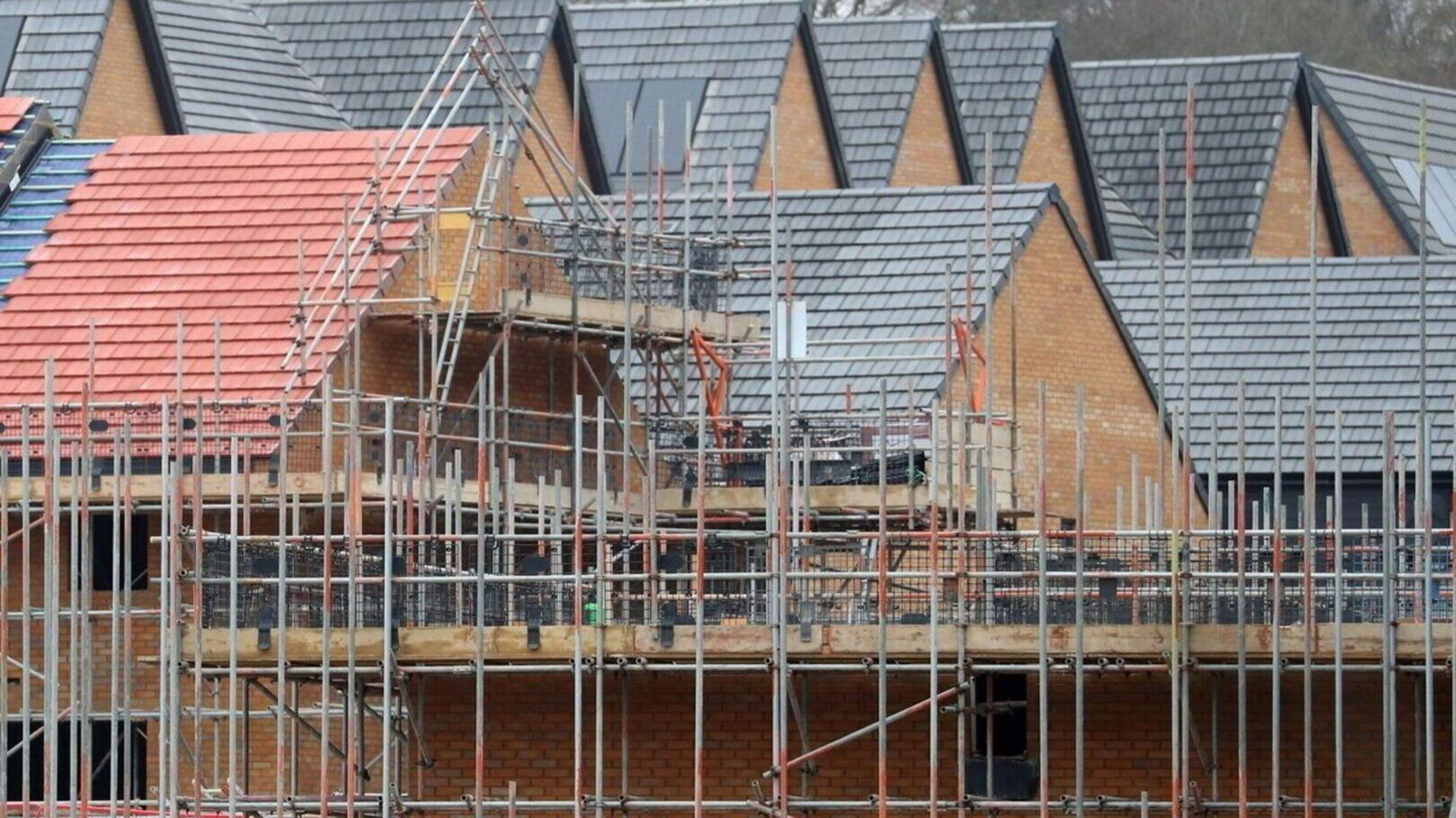 Kerry councillors debate how to correct ‘rampant’ rumours that foreigners are skipping social housing waiting list