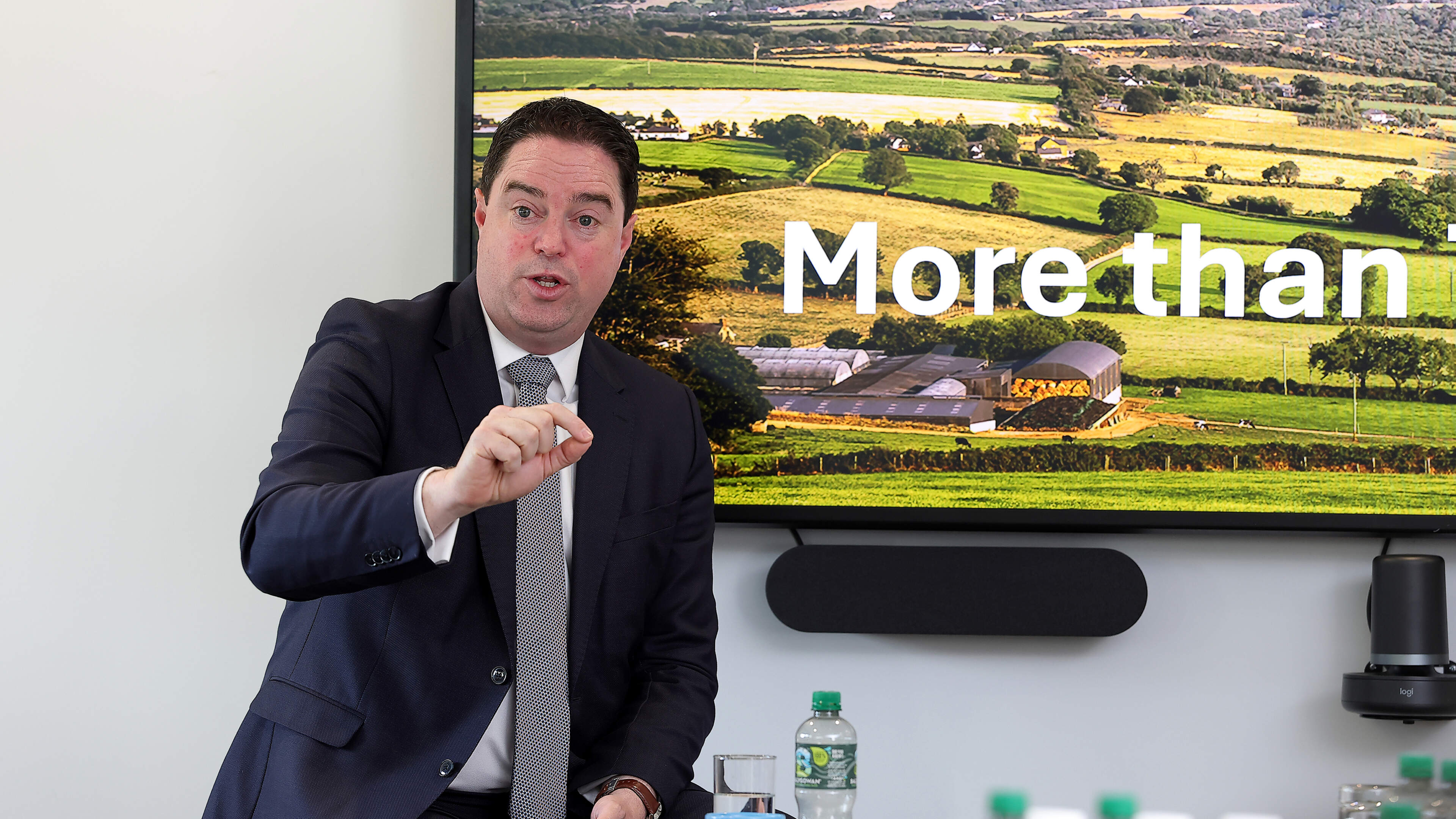 Minister resists emergency Food Security Committee meeting until fodder survey results are in