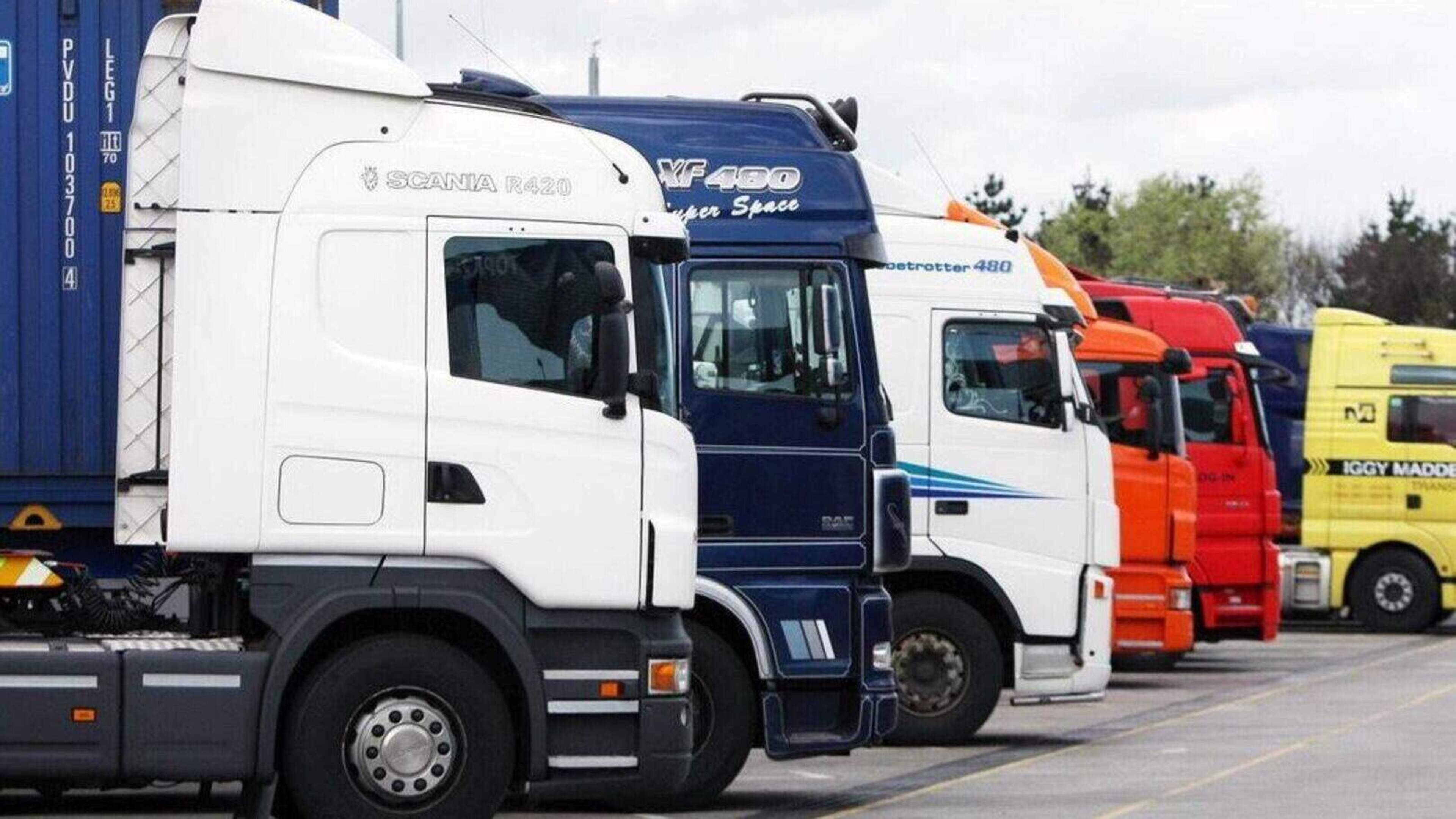 Residents in Cork village annoyed over HGVs parking illegally