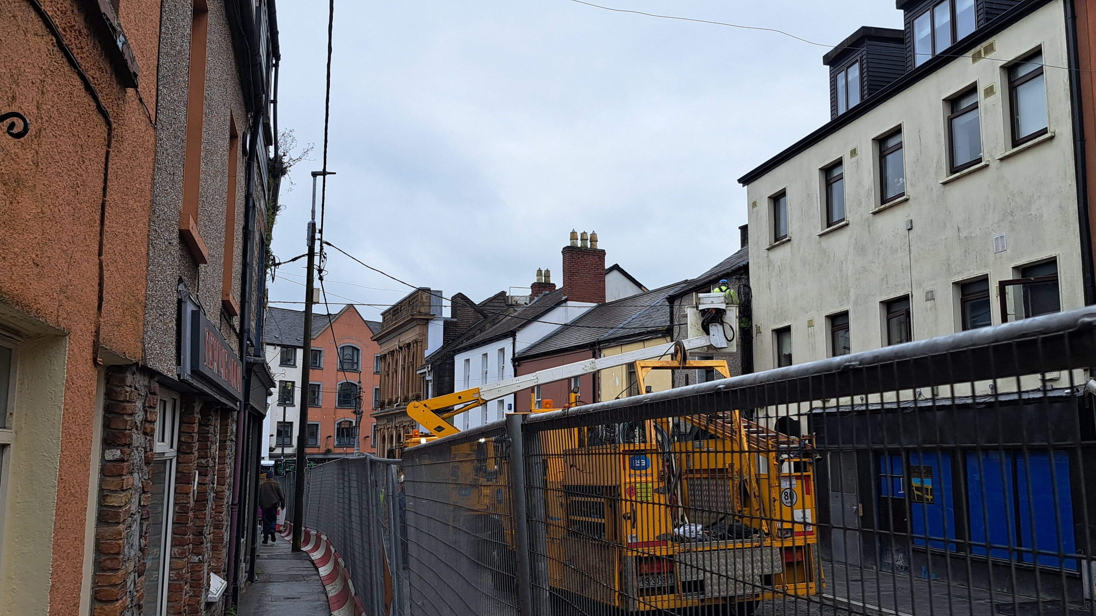 Man (70s) arrested after fire breaks out at Sligo pub