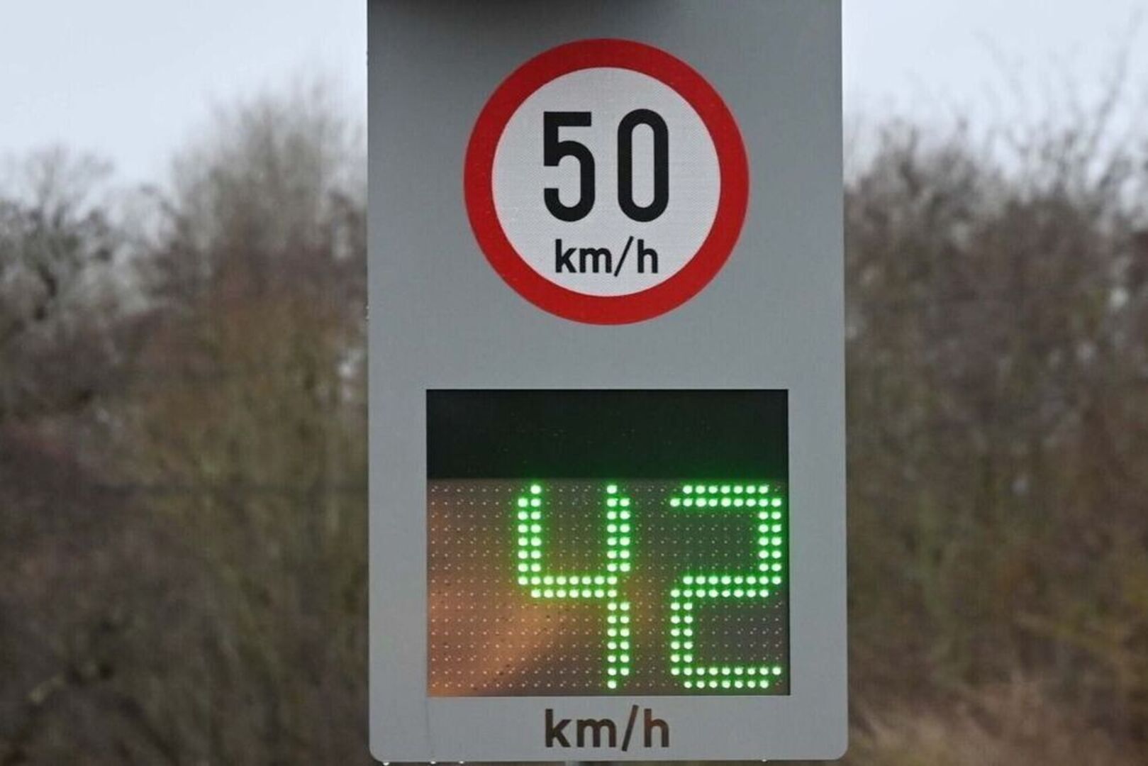 Nine speed indicator signs currently not working across Kanturk-Mallow ...