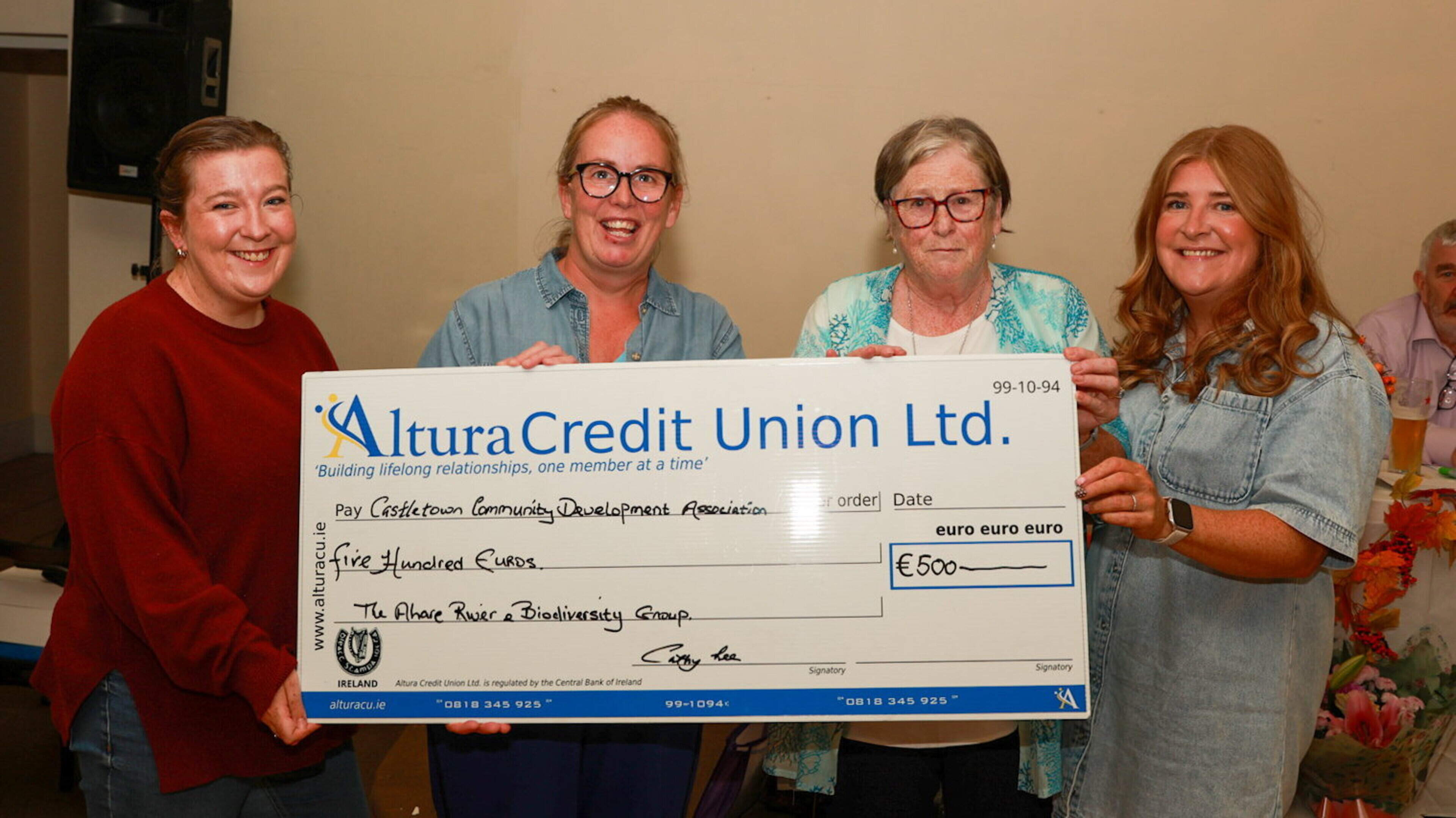 Wexford community raise nearly €2,000 for local climate group at annual pub quiz