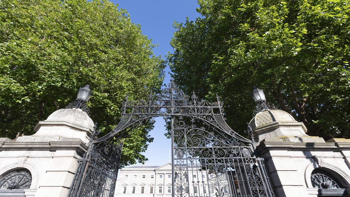Unions reject derogation bid as strike threat leaves Dáil and Seanad facing shutdown on Wednesday