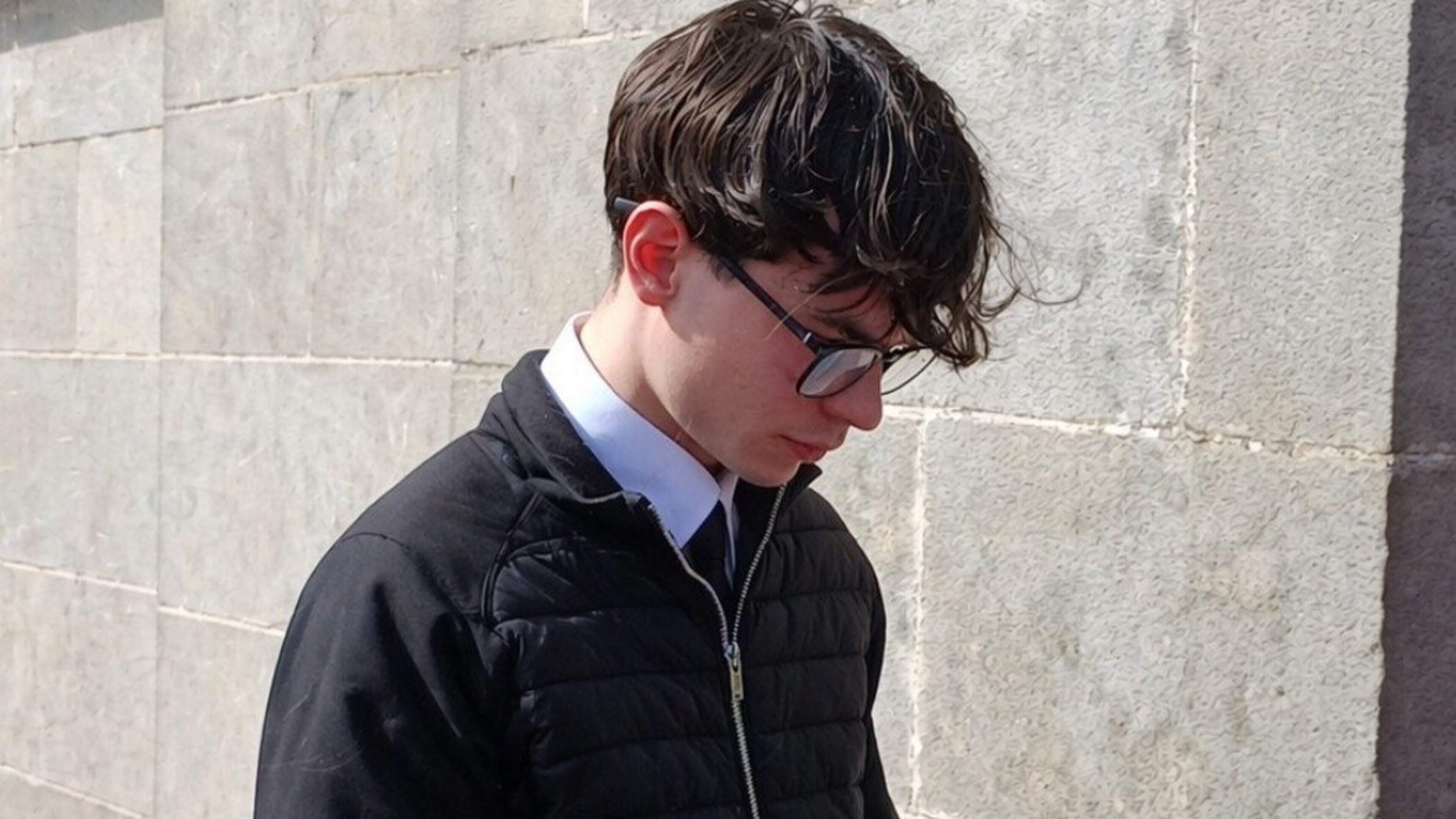 Student stumps up €2,000 he stole from victim in text messaging scam 