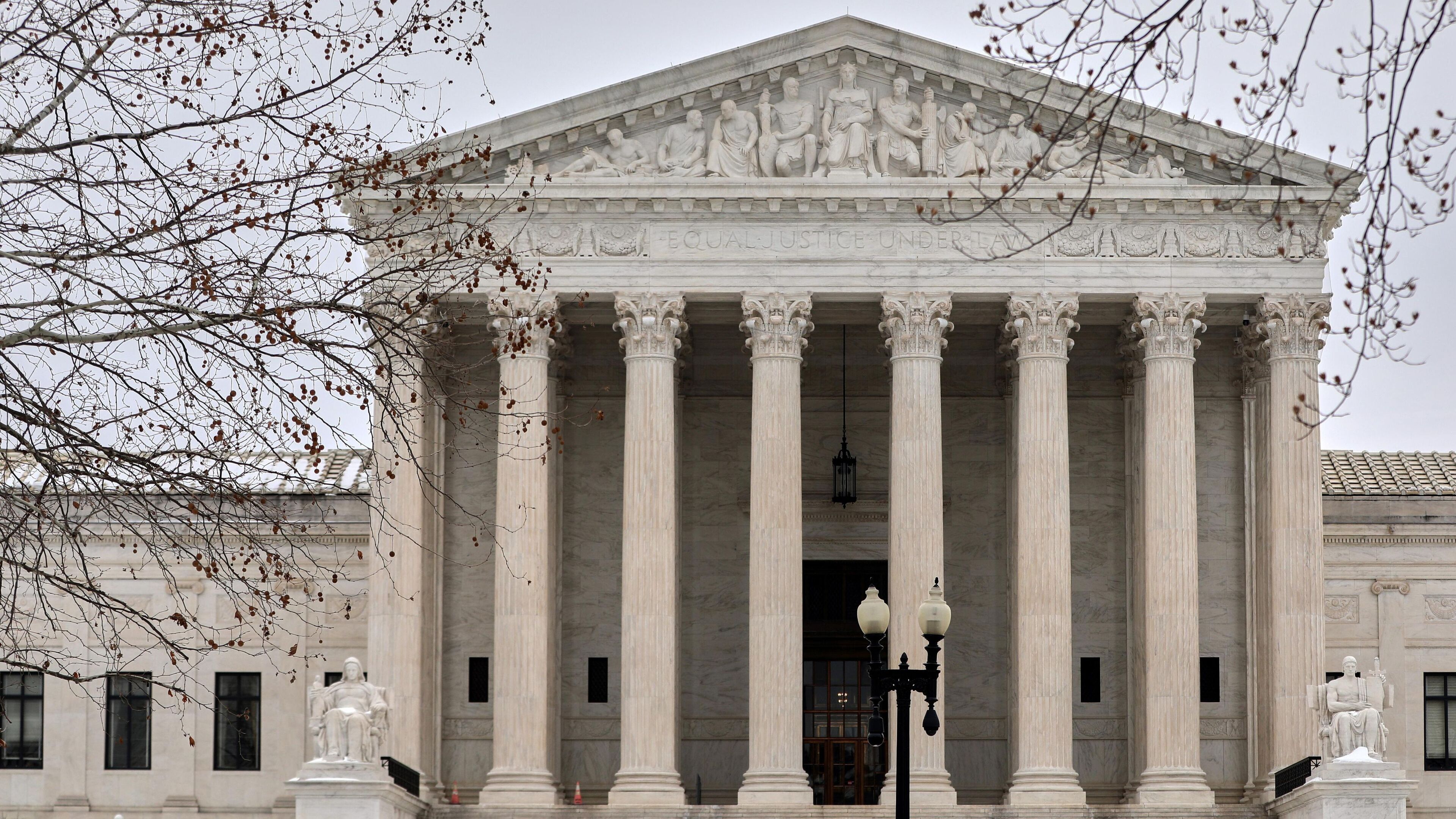 Supreme Court rejects Trump bid to restrict birthright citizenship   