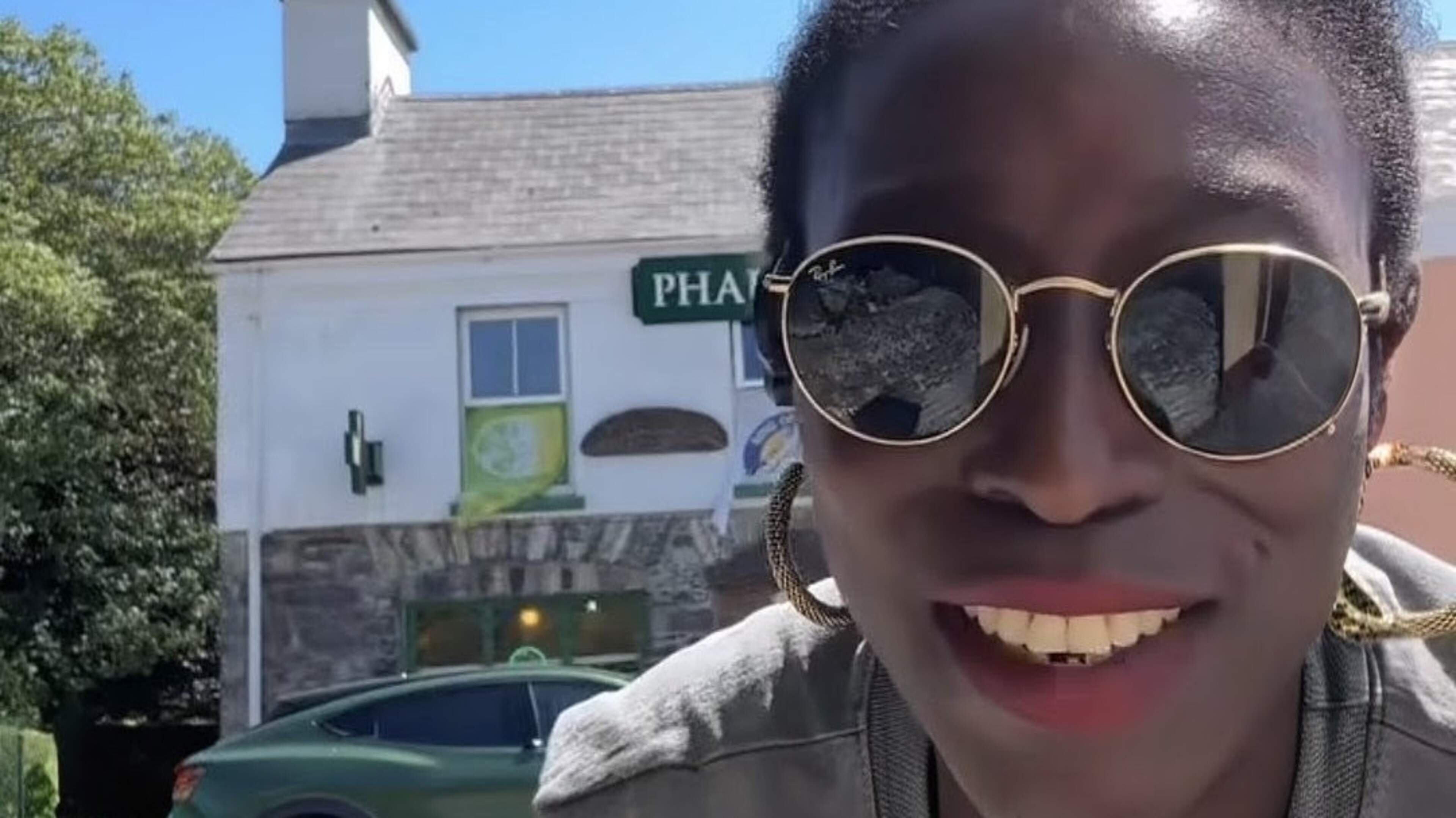 Kerry holidaymaker returns to Sneem to publicly thank ‘wonderful’ pharmacist - ‘I couldn’t be more grateful’