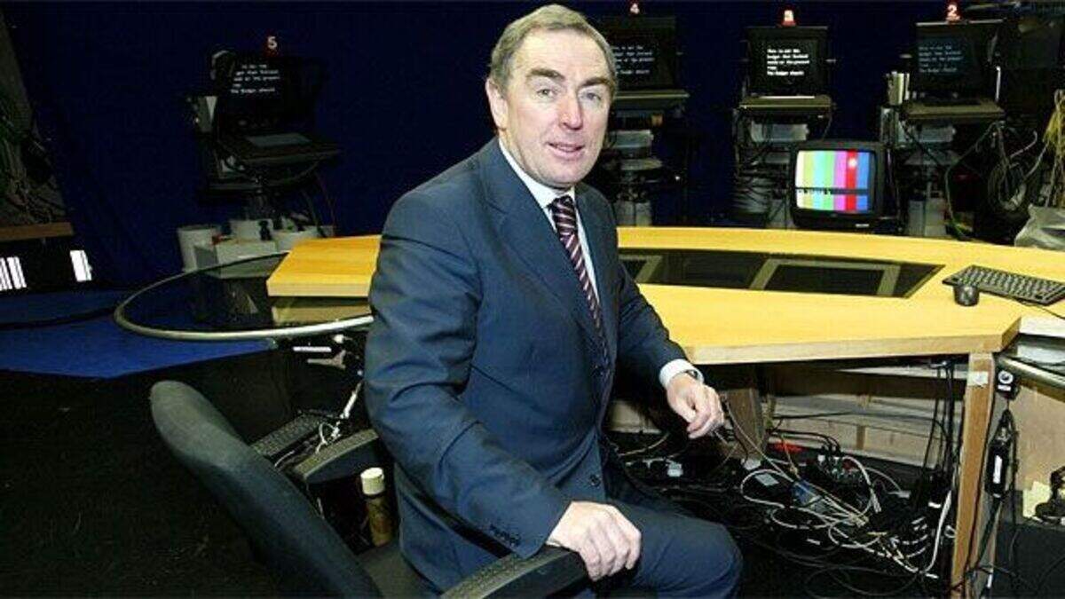 Galway Races falls silent as mark of respect to RTE’s Colm Murray ...