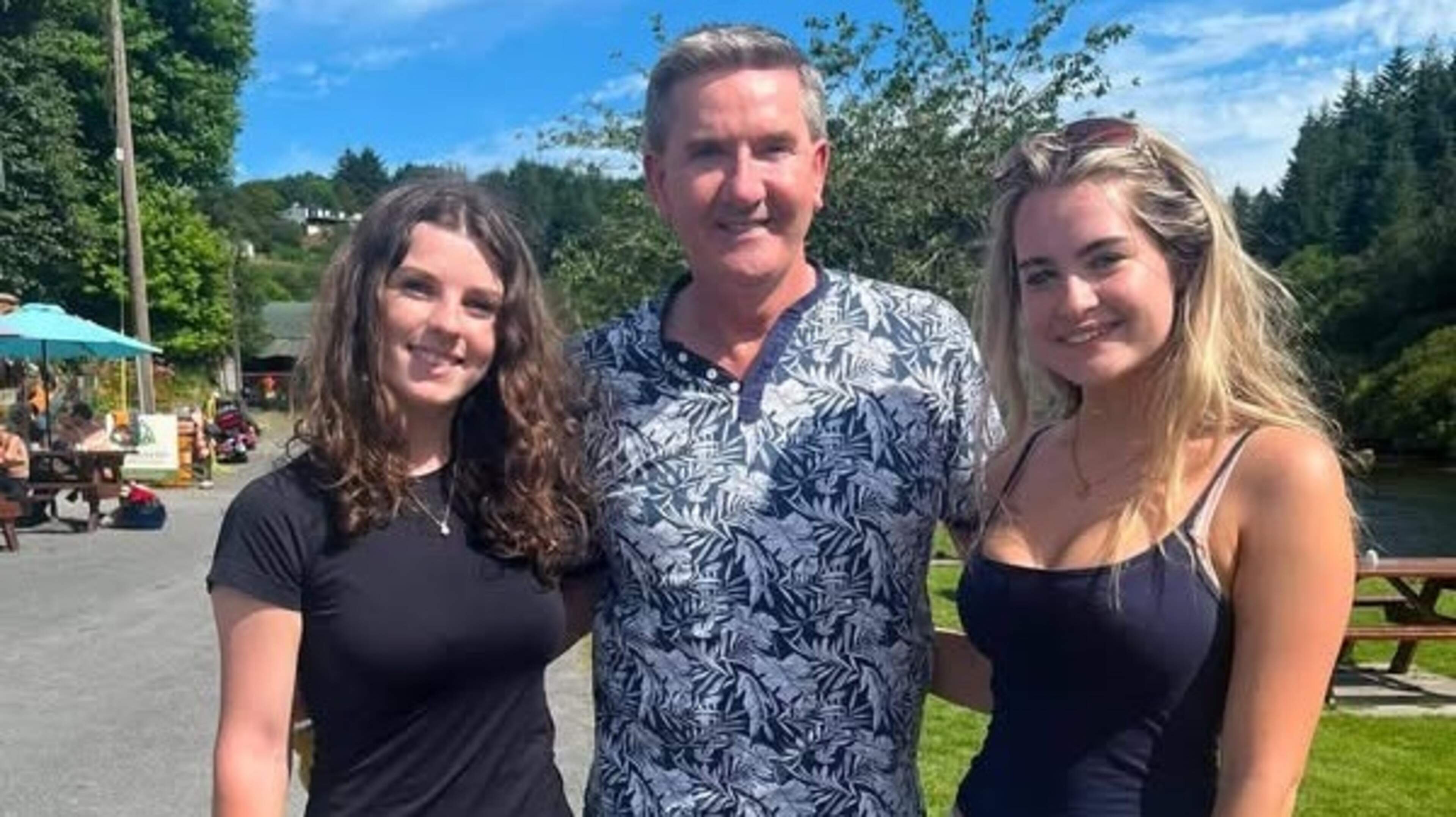 Daniel O’Donnell delights fans while sampling food spots during surprise visit to Carlow and Kilkenny