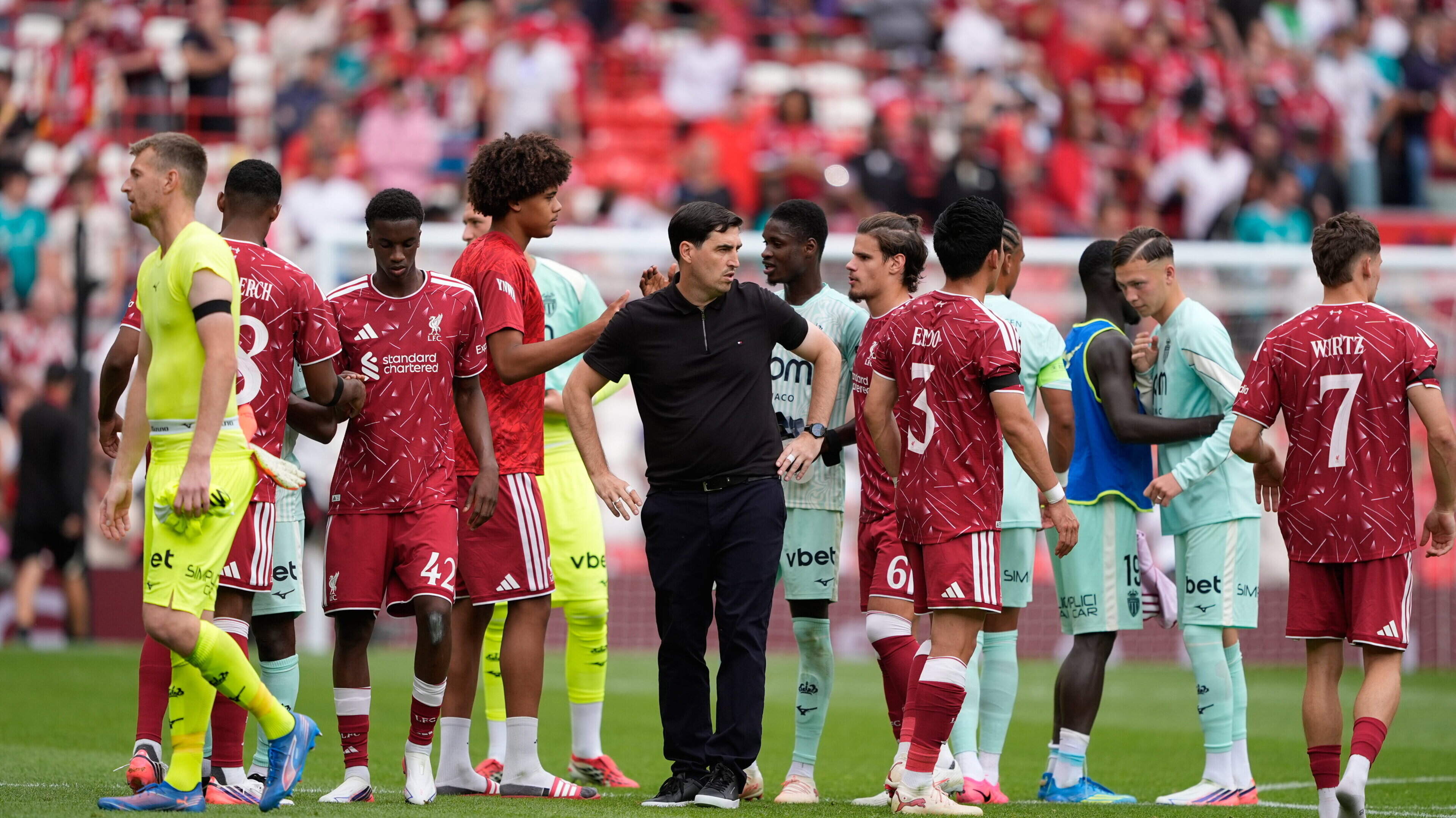 The problem Liverpool must address after Andoni Iraola’s losing Anfield bow draws Arne Slot parallels