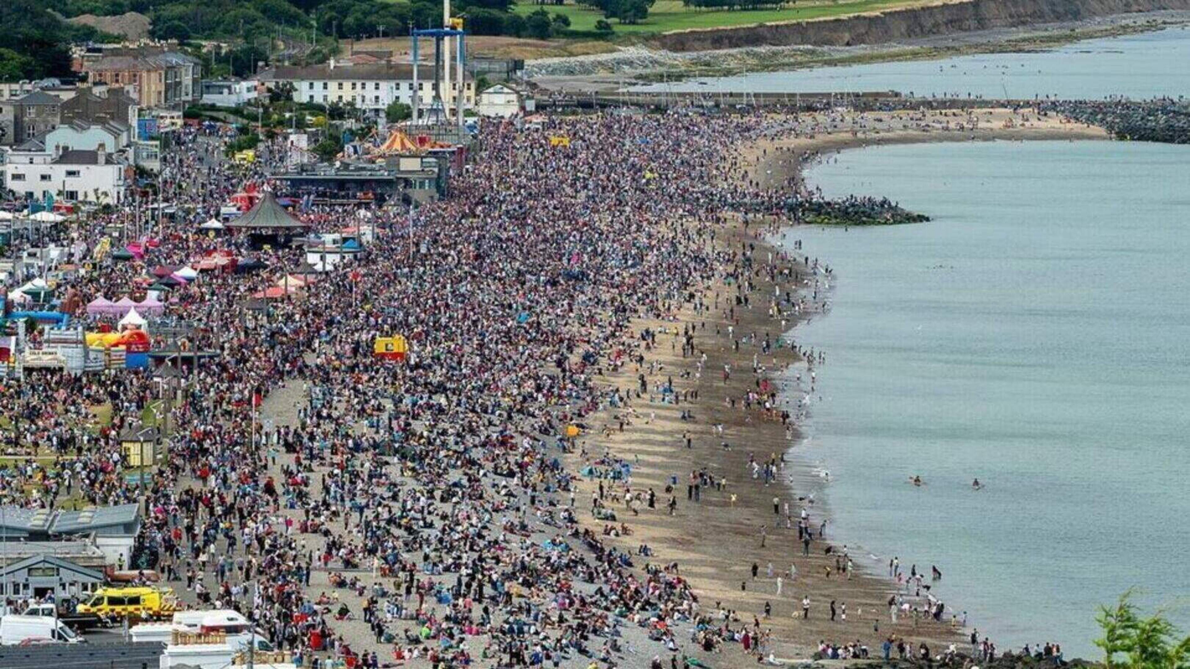 Wicklow braced for heatwave as gardaí ramp up patrols and council issues safety advice