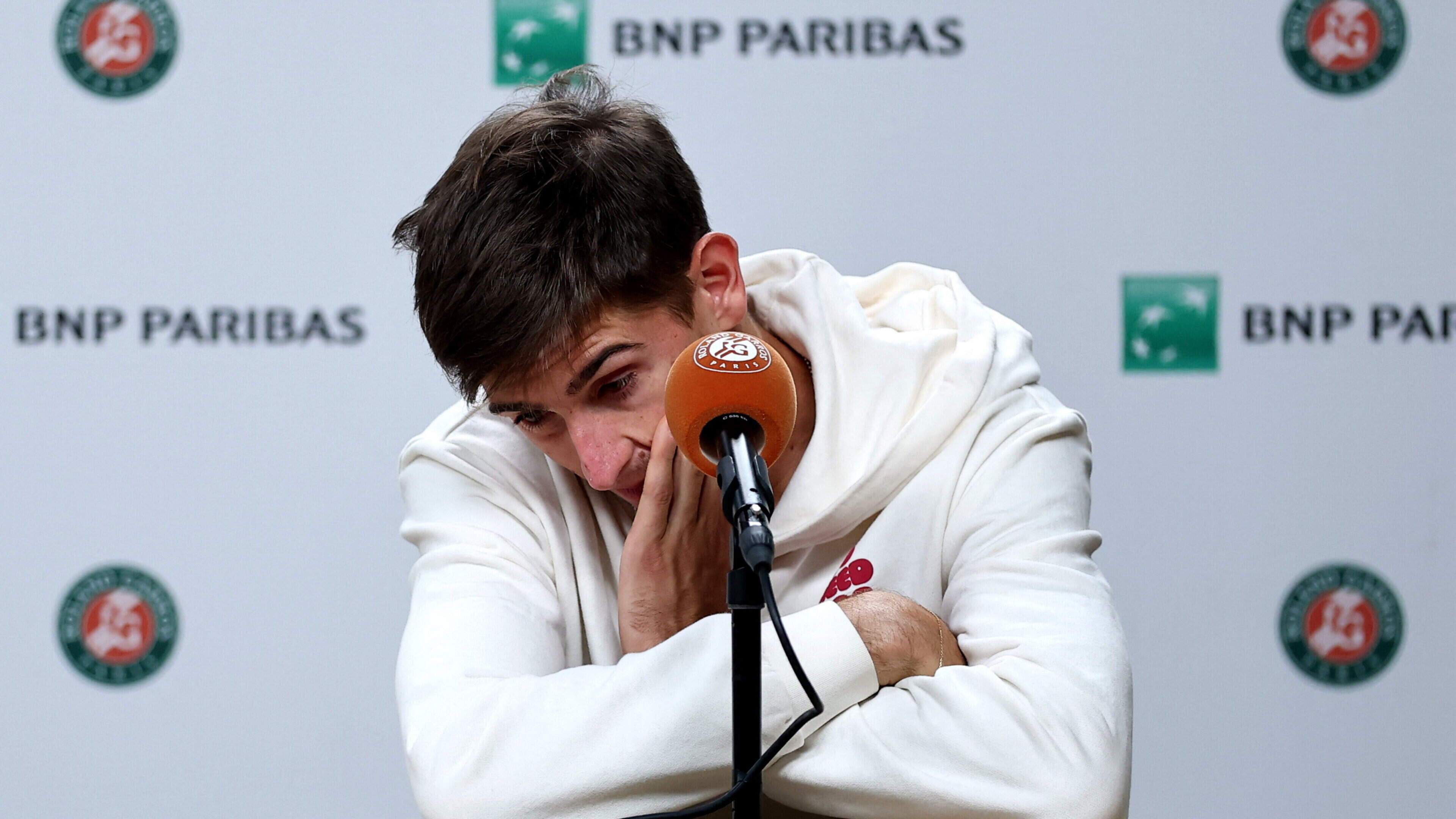 Flavio Cobolli through to face Alexander Zverev in French Open final after Matteo Arnaldi withdraws due to illness