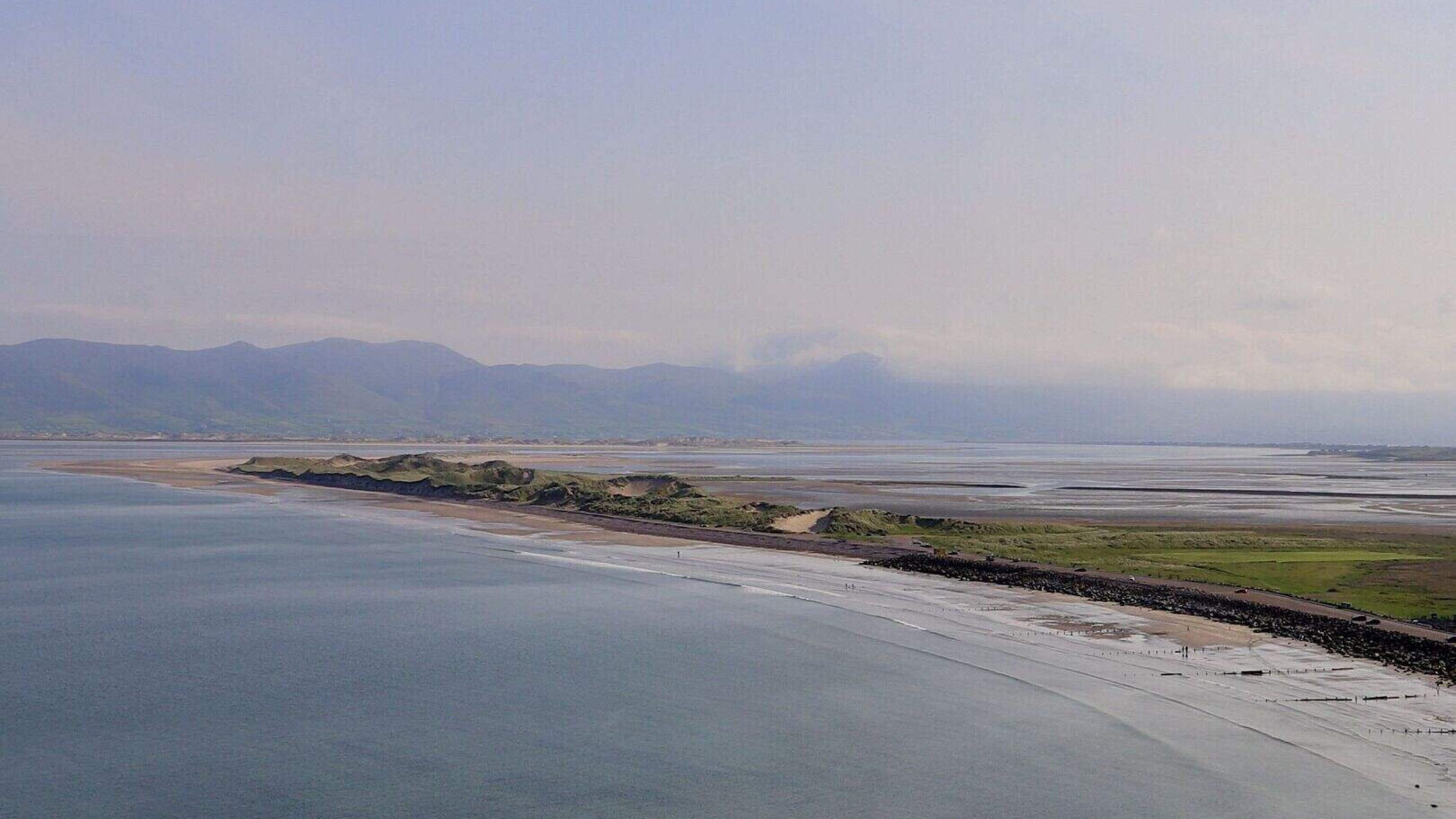‘No swim’ notice extended at world-famous Kerry beach