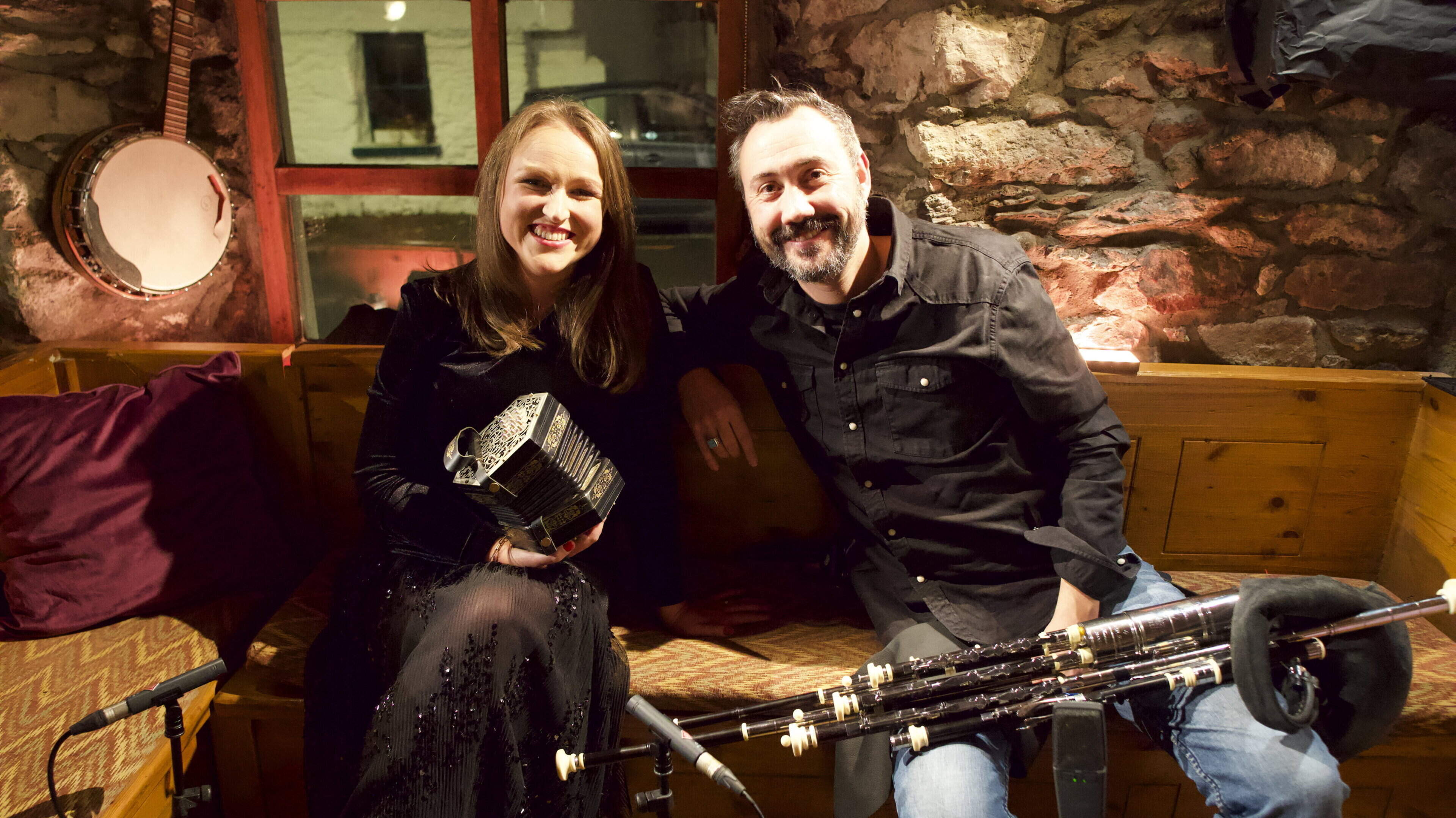 See photos as new TG4 series films a celebration of Irish traditional music in popular West Kerry bar