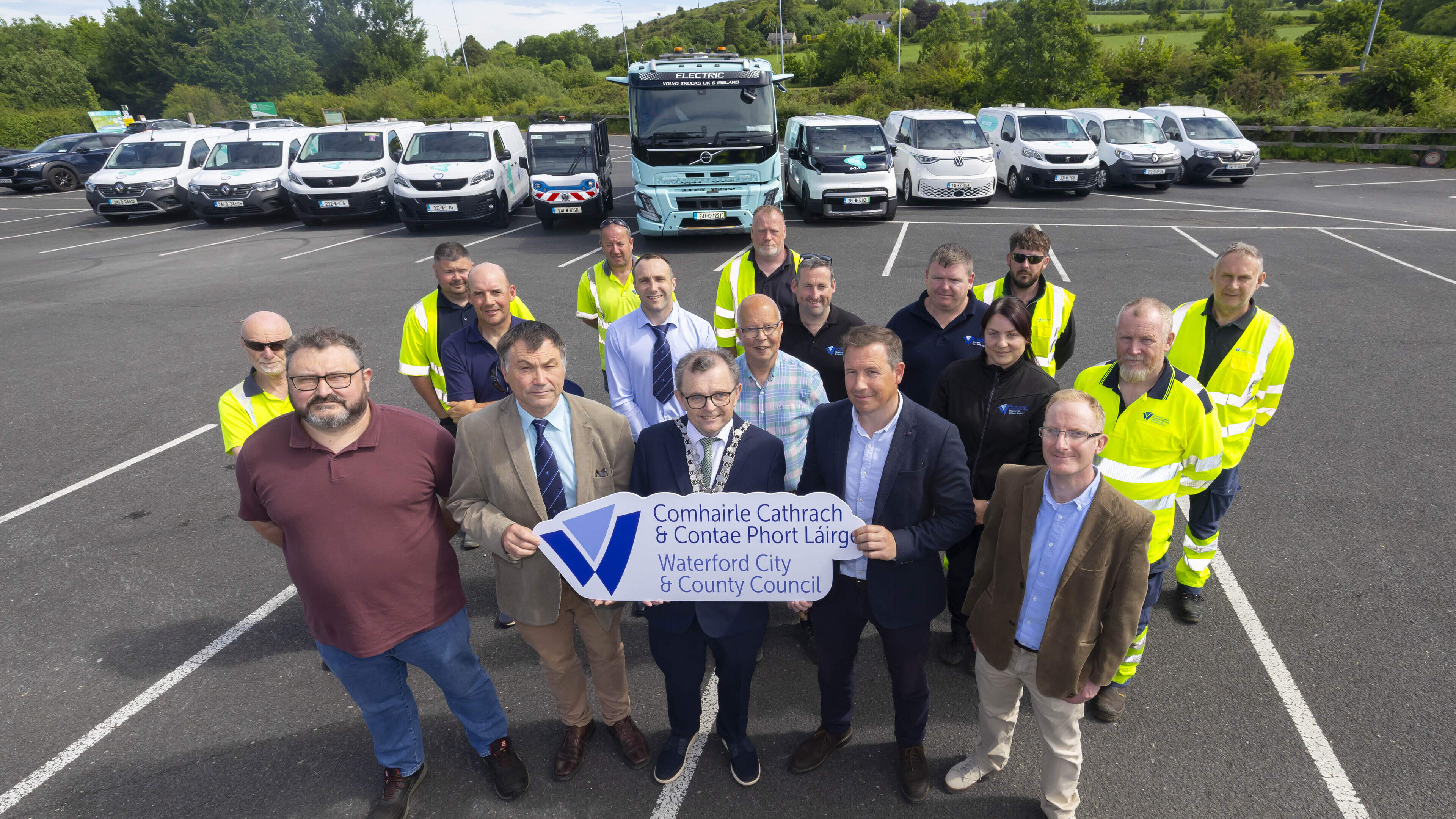 Waterford council expands EV fleet with new 46-tonne electric truck 