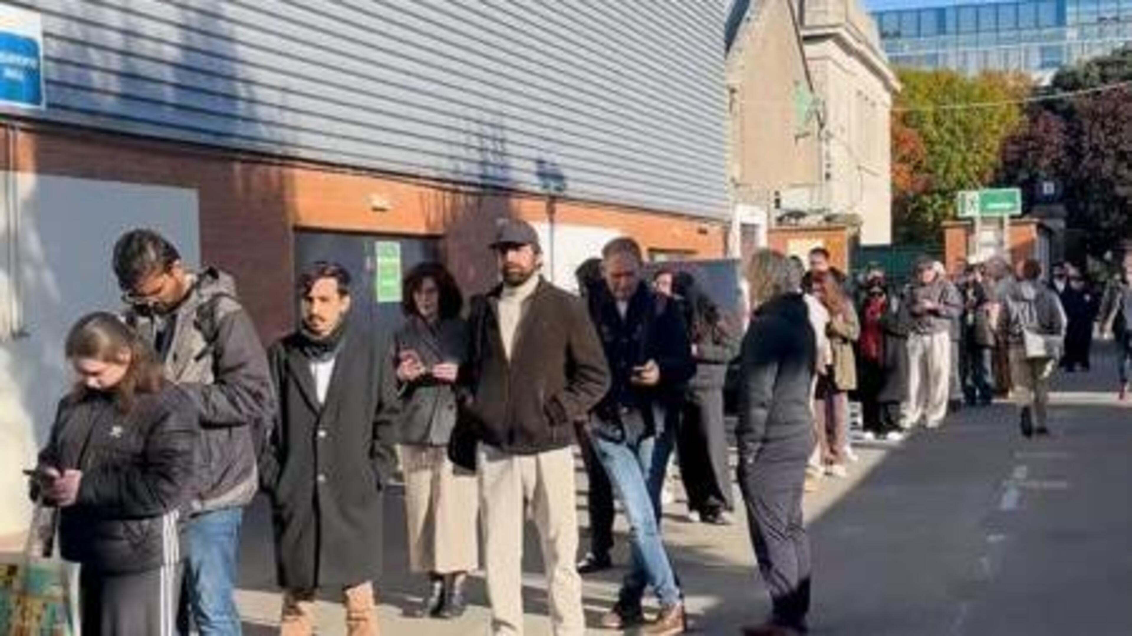 ‘I want to see what else is out there’ — crowds attend jobs fair, some wondering if grass is greener overseas