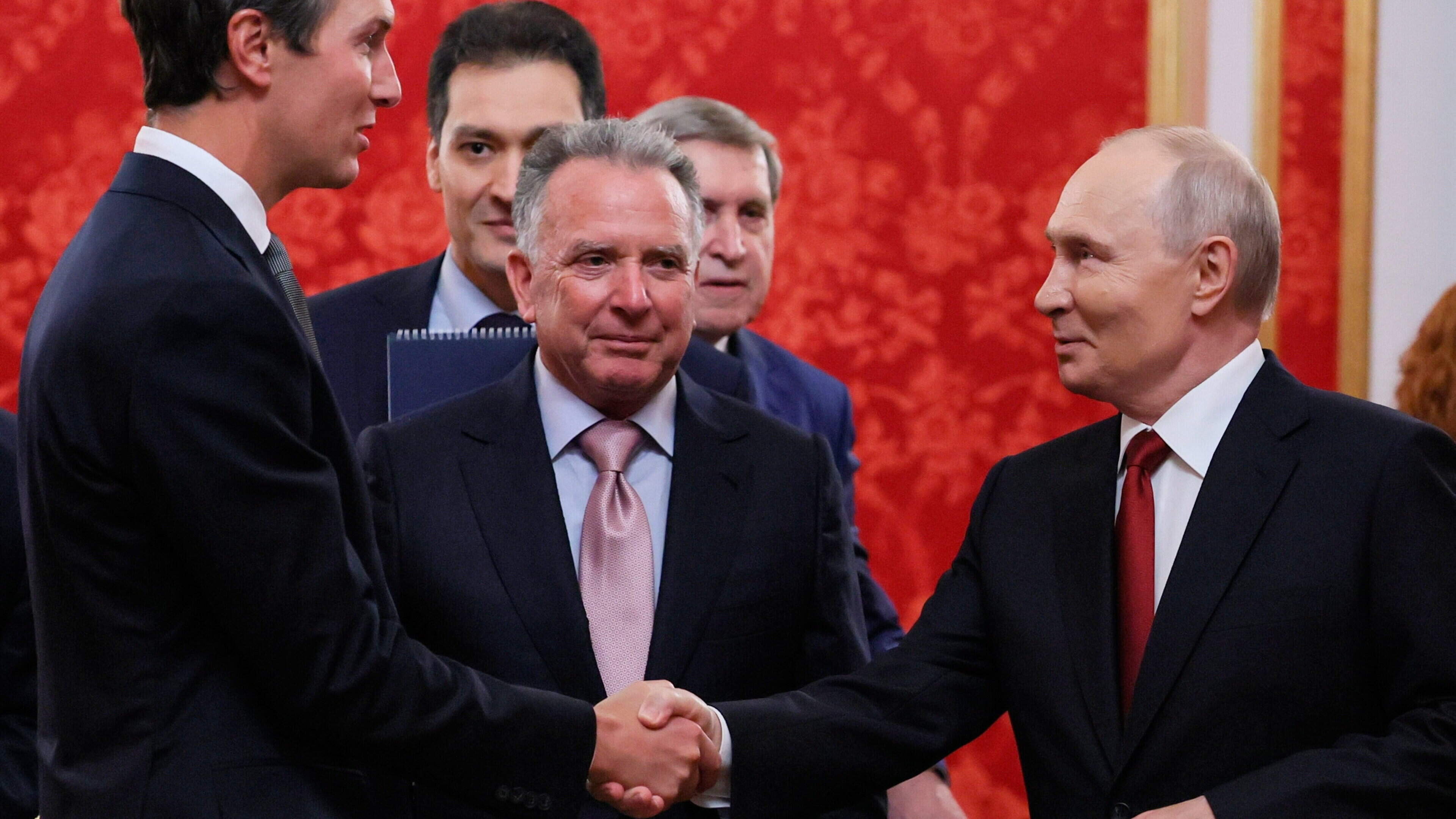 Hamish de Bretton-Gordon: Starstruck by Putin, awkward with Zelensky – US peace envoys are an embarrassment