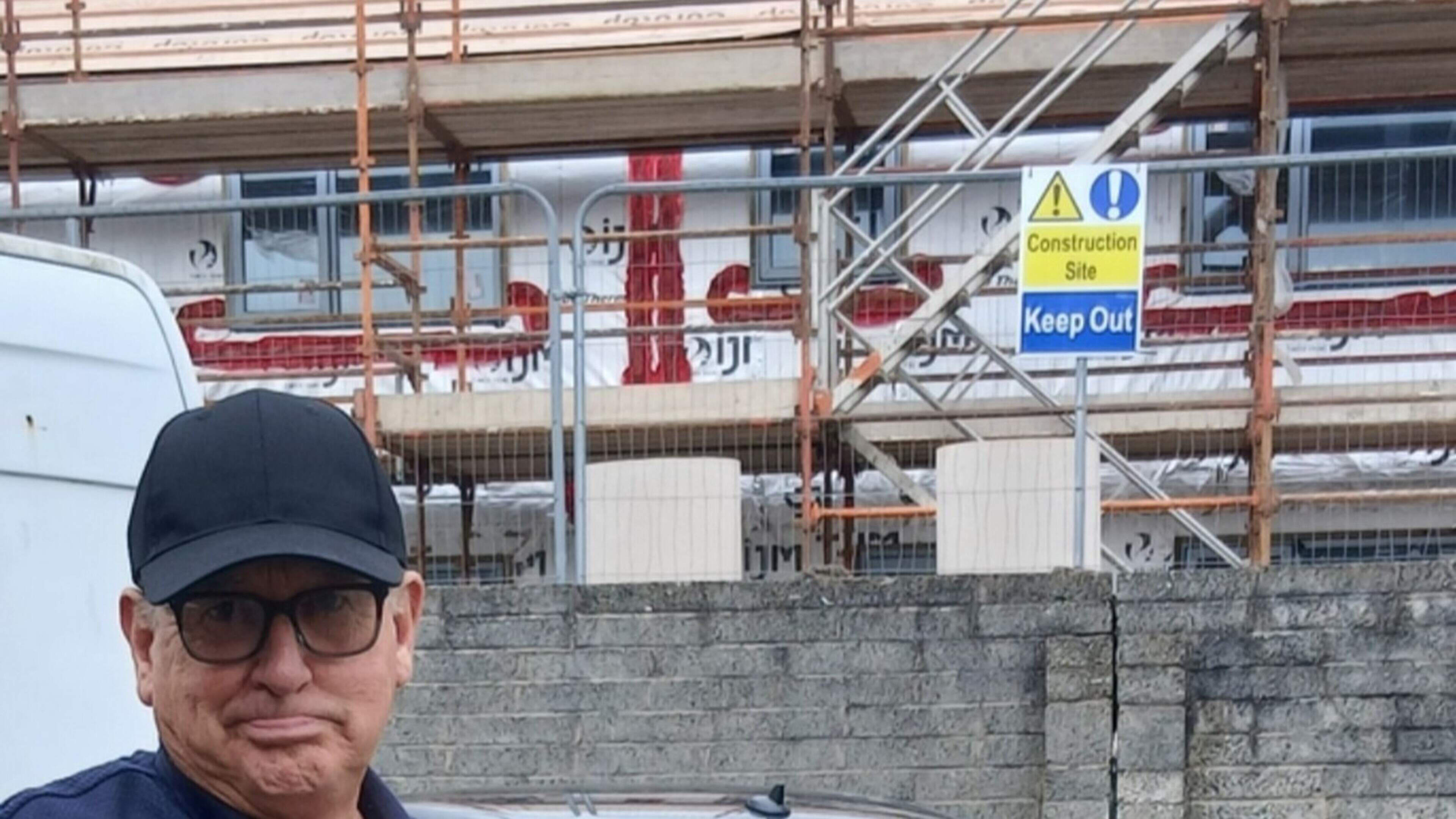 ‘I think I’ll have to sell my home’ – Drogheda resident says new council estate ‘leaves me with no privacy’