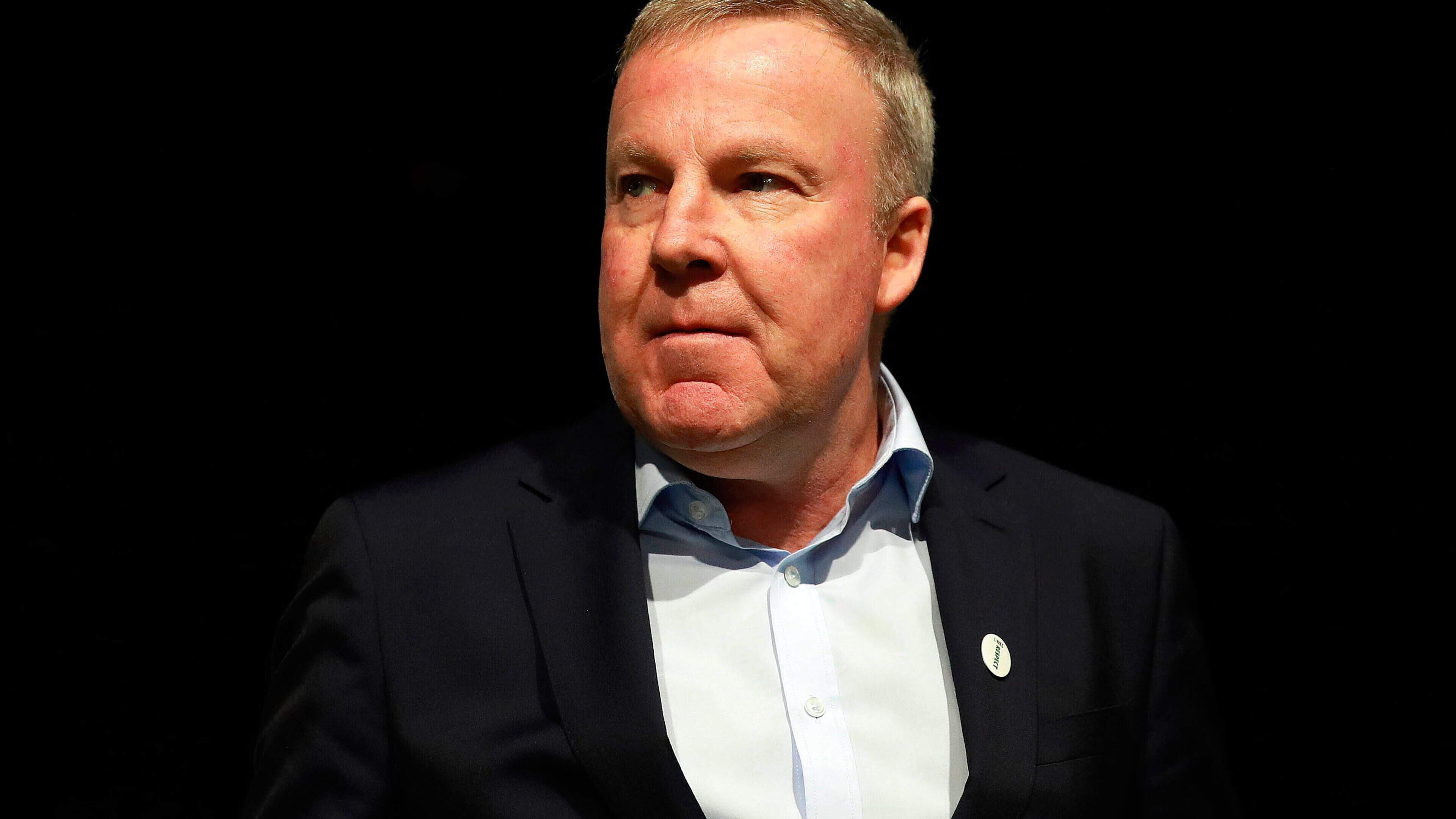 Former Watford player and manager Kenny Jackett dies, aged 64