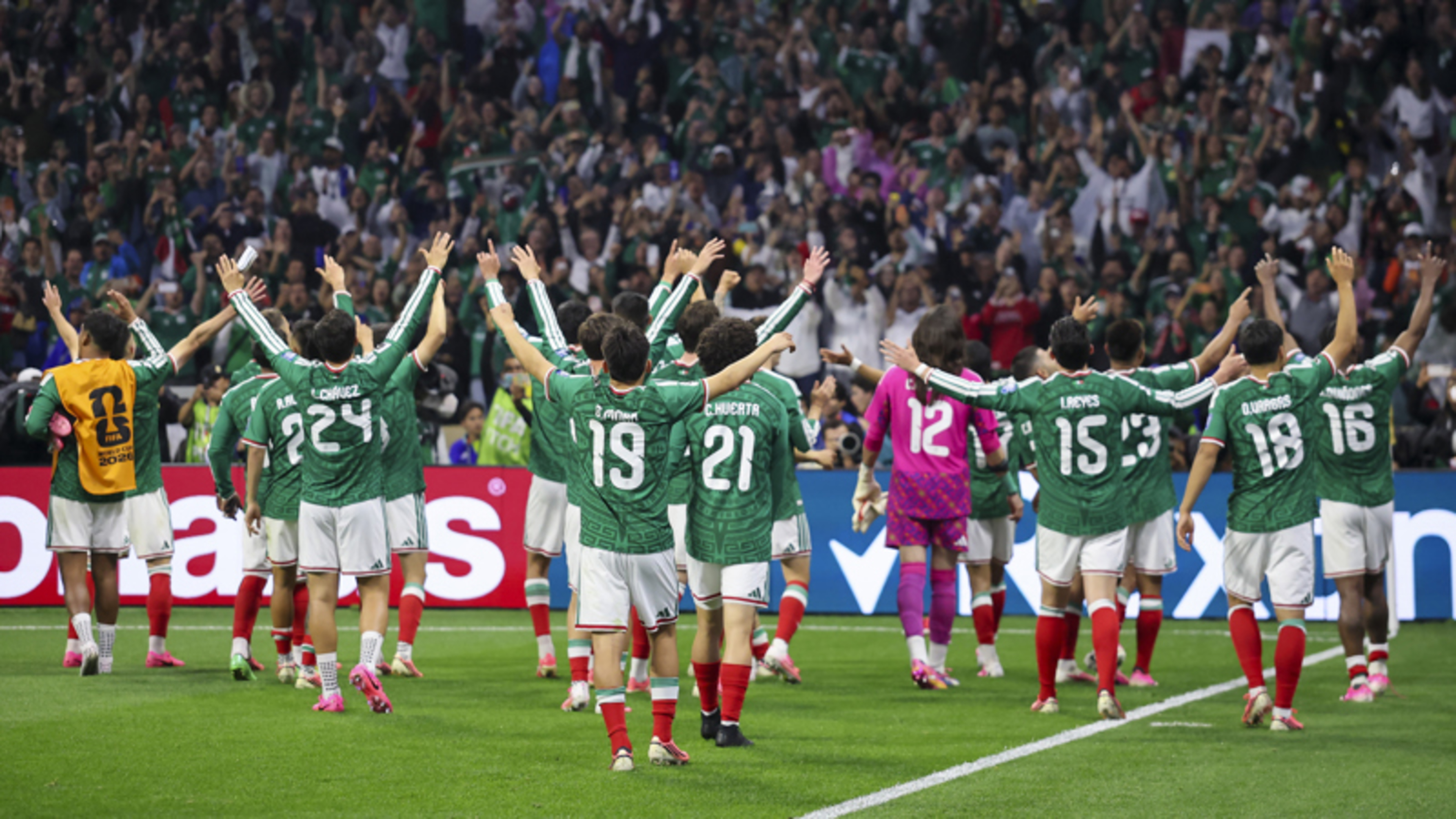 Daniel McDonnell: My unforgettable night in Mexico City after Azteca glory transforms capital into giant street party