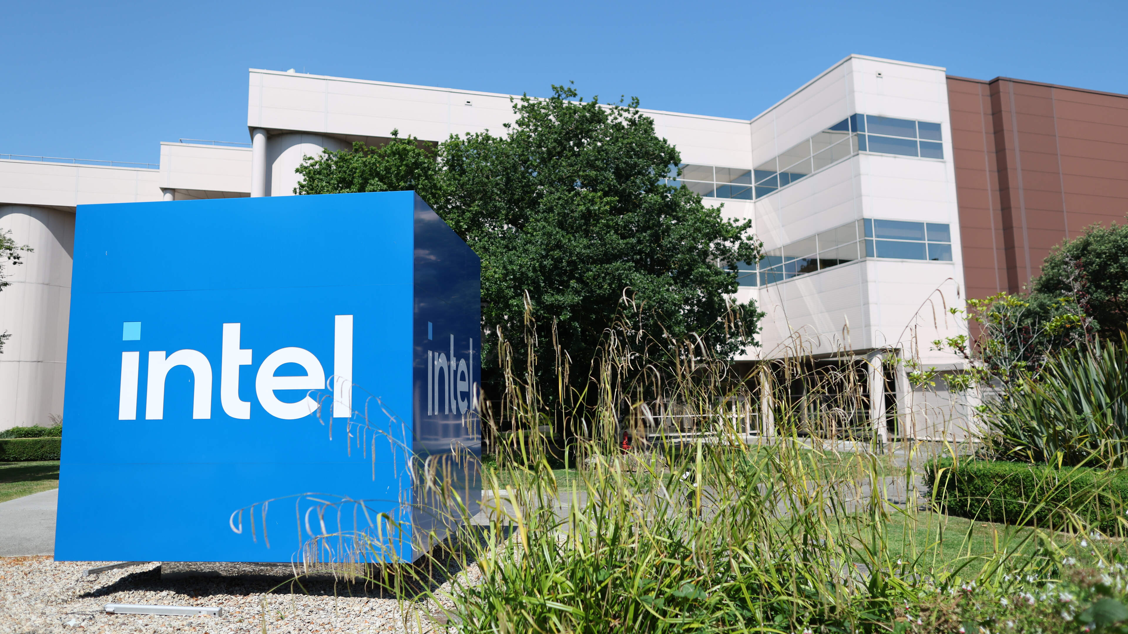 Intel’s AI-fuelled comeback shatters expectations