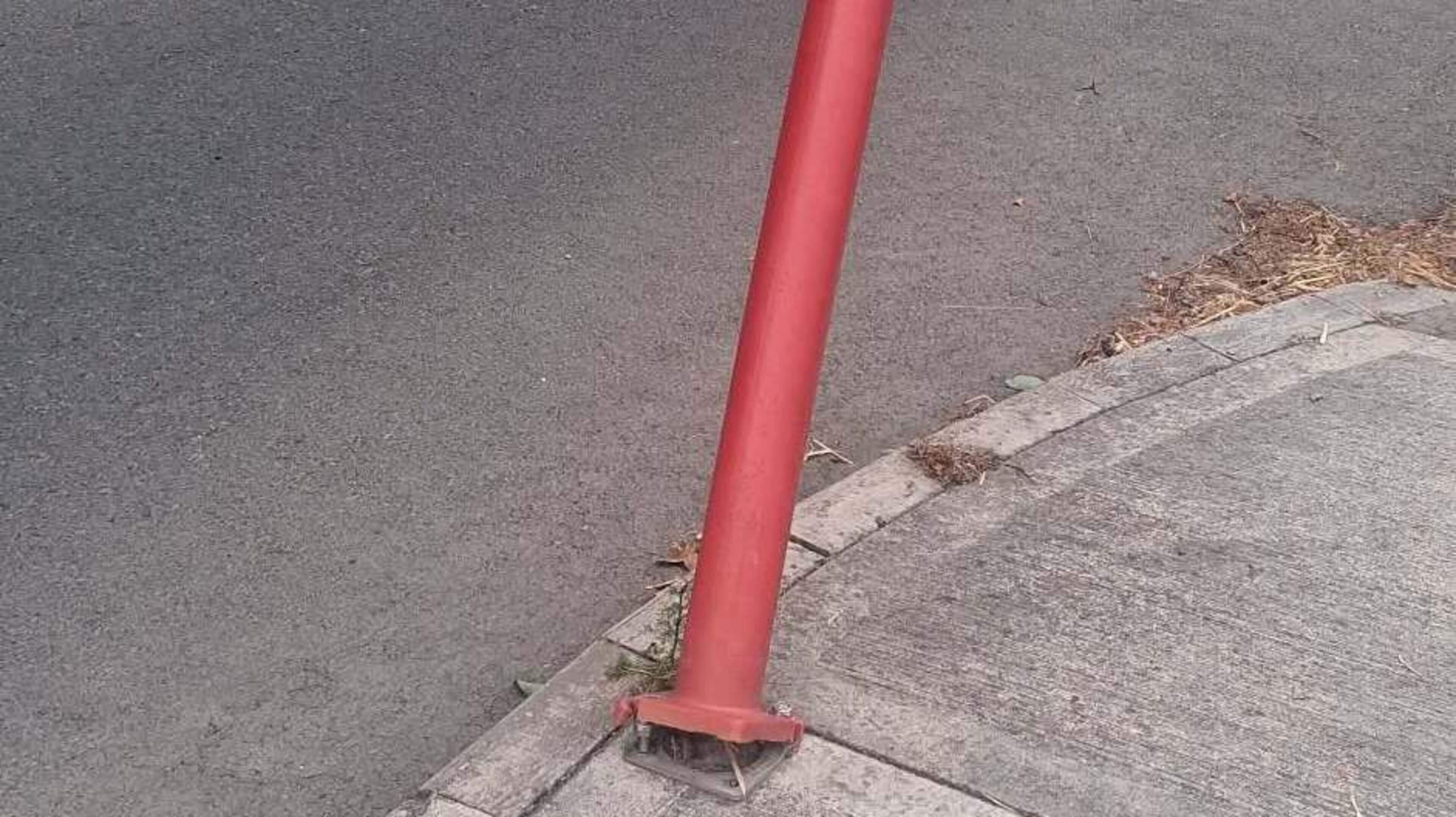 Mayor condemns latest vandalism of school safety bollard in outside Louth school